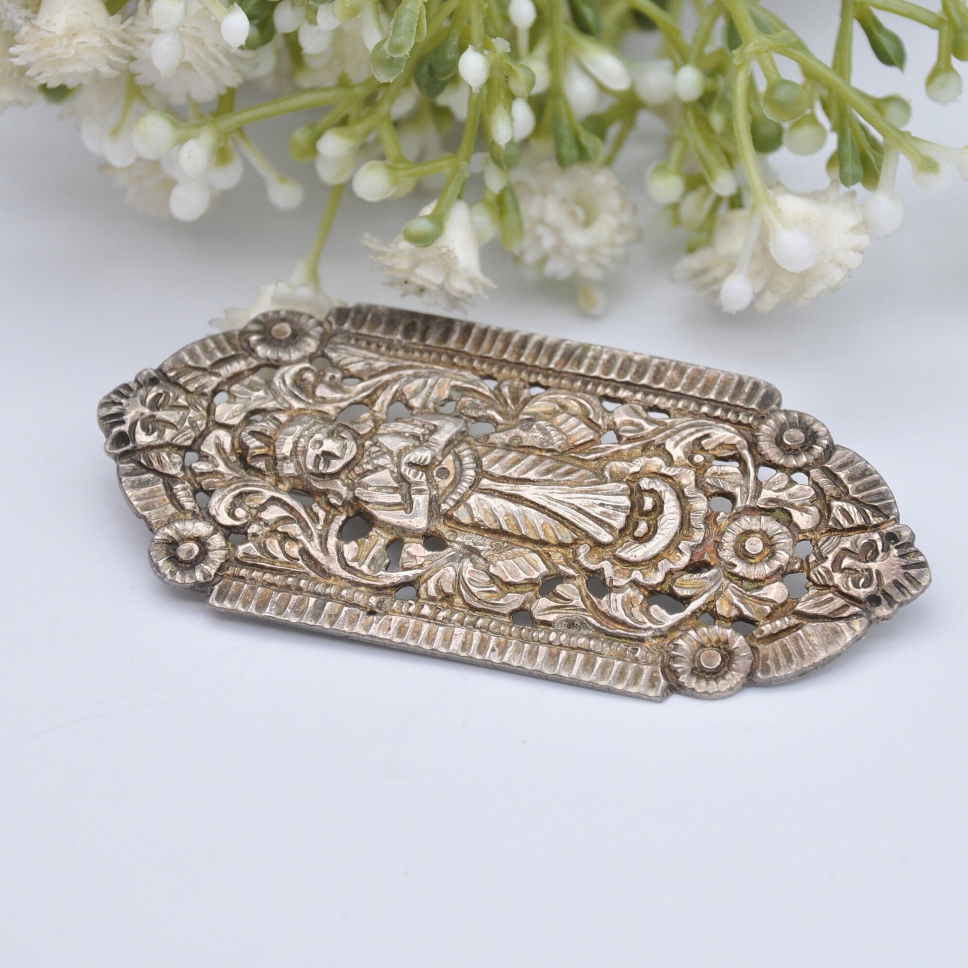 Vintage Indonesian Brooch with Lion Head Mounts - Silver Tone | Engraved Openwork