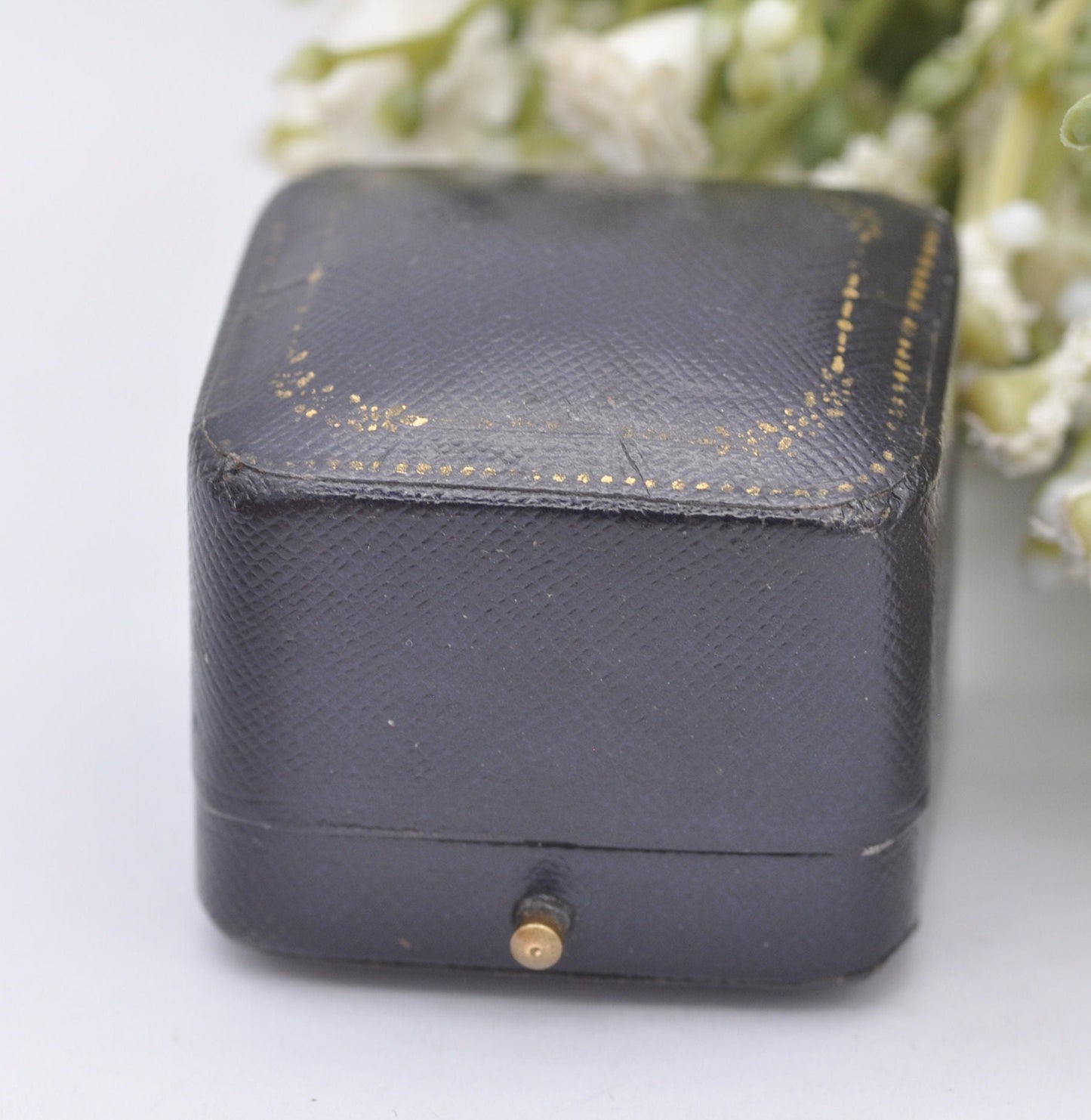 Antique Liddle Ring Box with Raised Setting - Stockton Jewellers | Silk and Velvet Lined