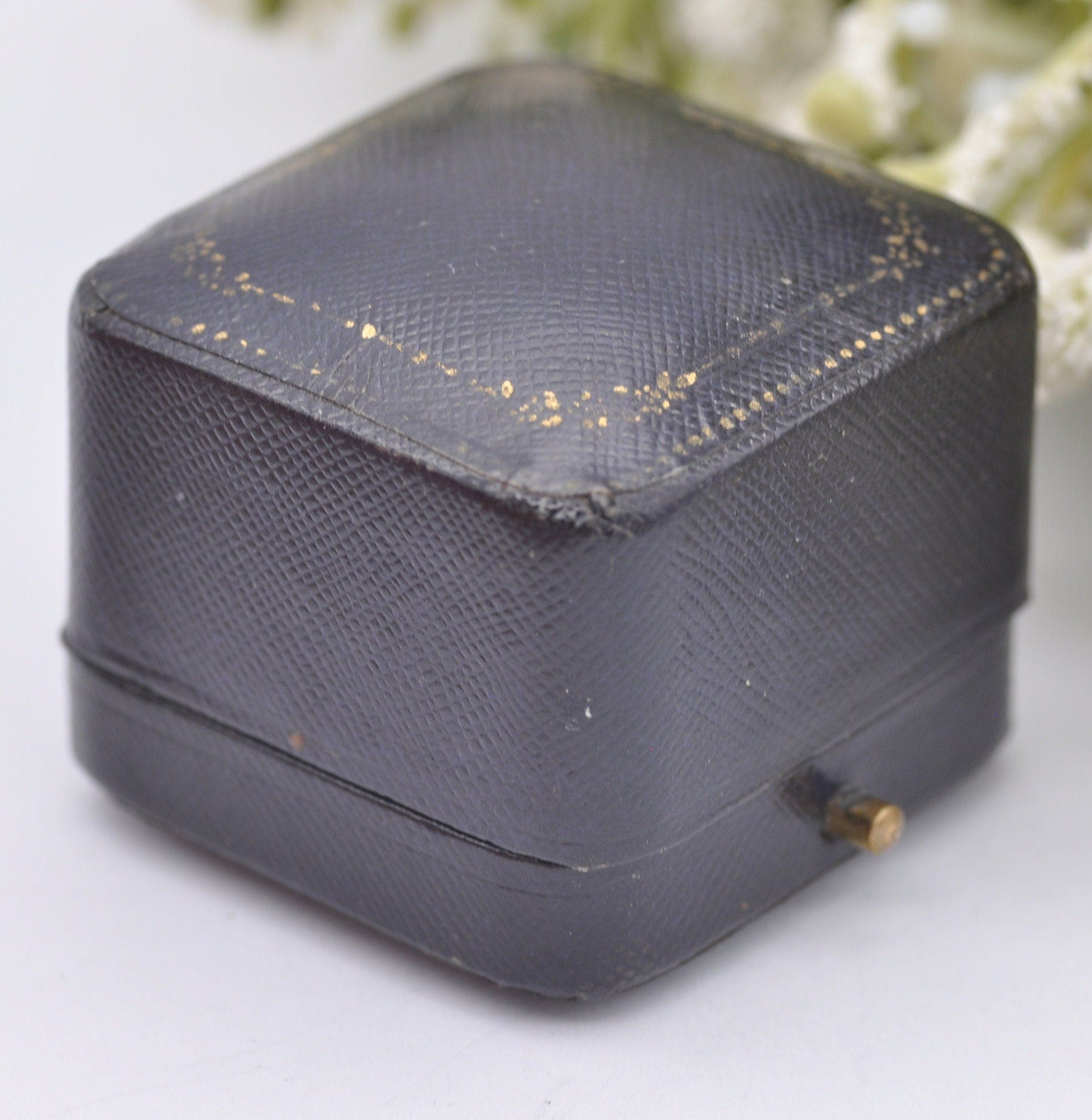 Antique Liddle Ring Box with Raised Setting - Stockton Jewellers | Silk and Velvet Lined