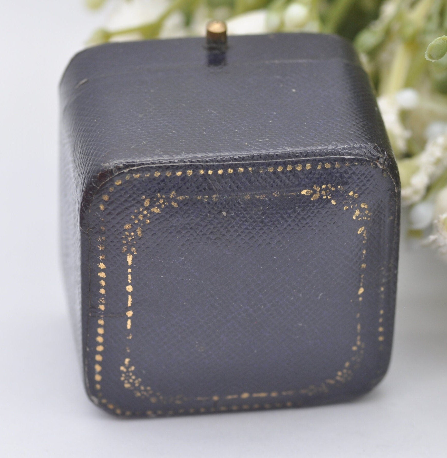 Antique Liddle Ring Box with Raised Setting - Stockton Jewellers | Silk and Velvet Lined