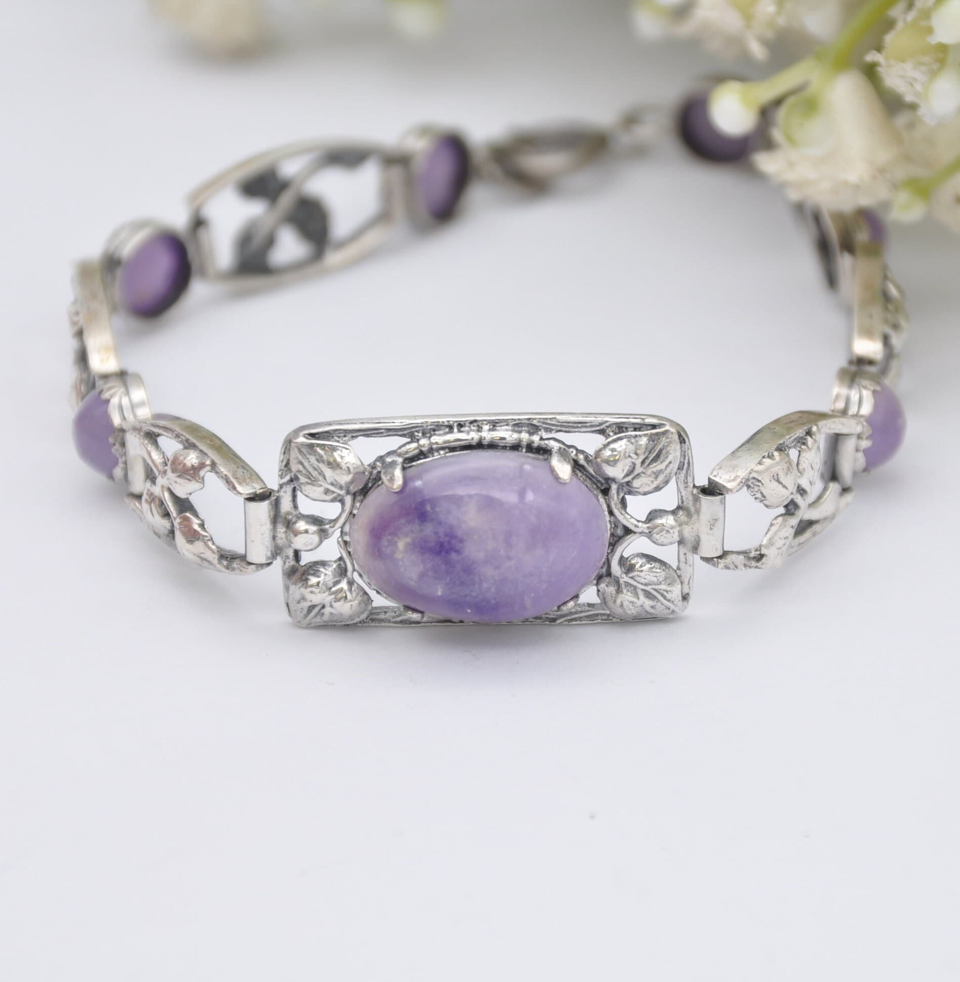 Vintage Sterling Silver Amethyst Bracelet - Floral Leaf Design