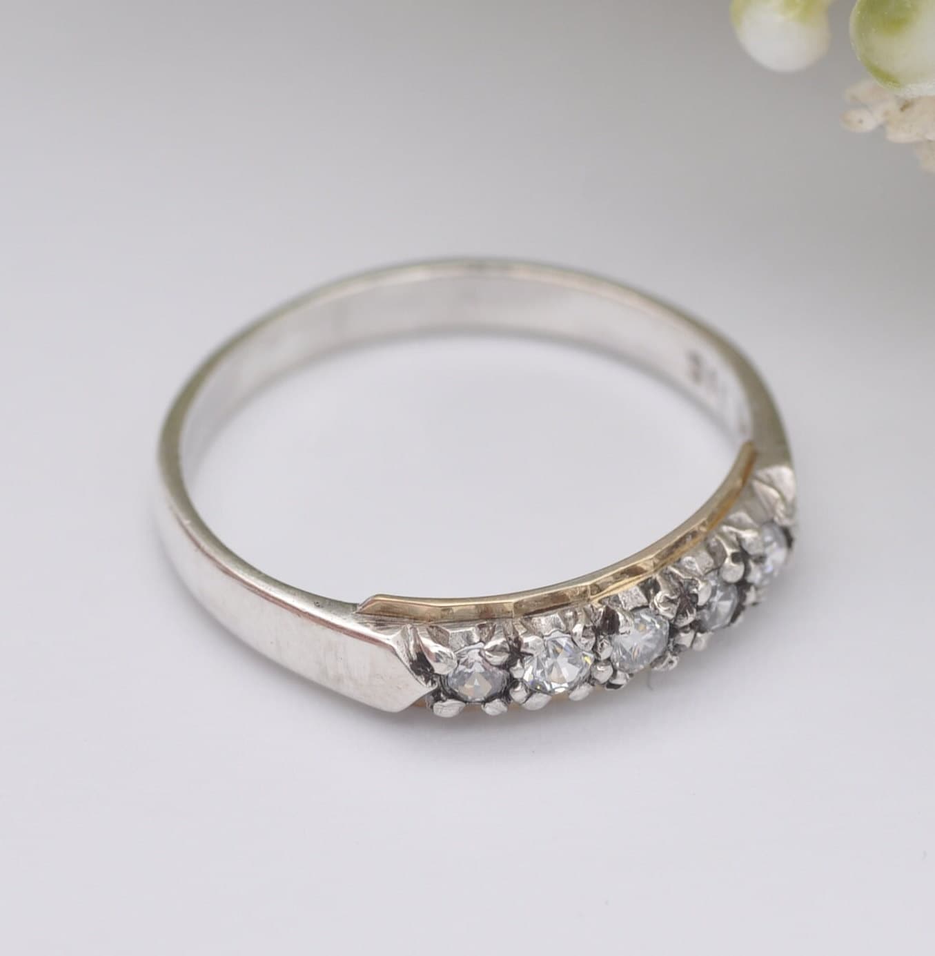 Vintage 9ct Gold & Sterling Silver Cubic Zirconia Ring - Sparkly Five Stone Band | UK Size - P 1/2 | US Size - 7 3/4