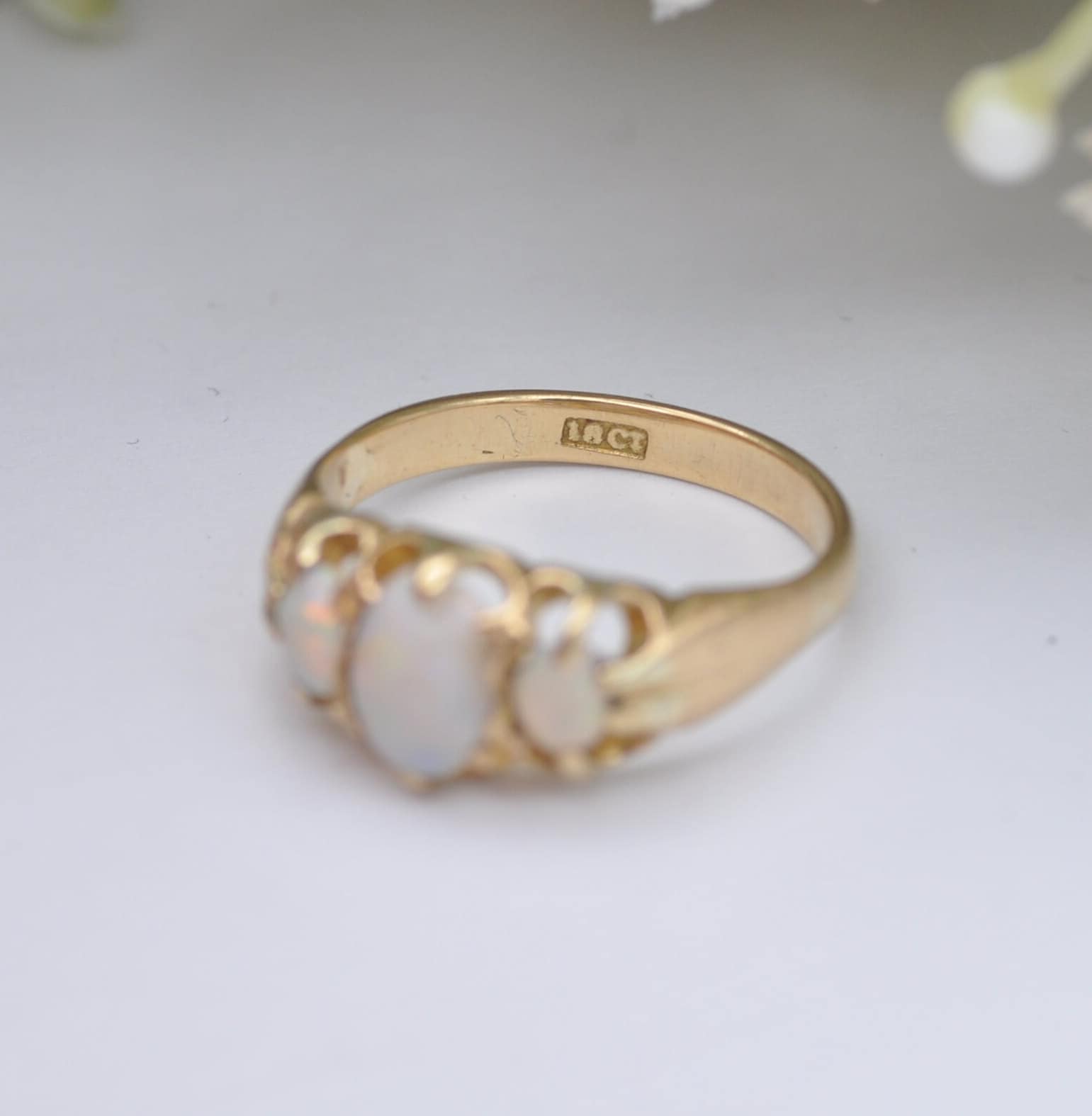 Antique 18ct Gold Opal Three Stone Ring - Oval Cabochon Trilogy | UK Size - K | US Size - 5 1/4