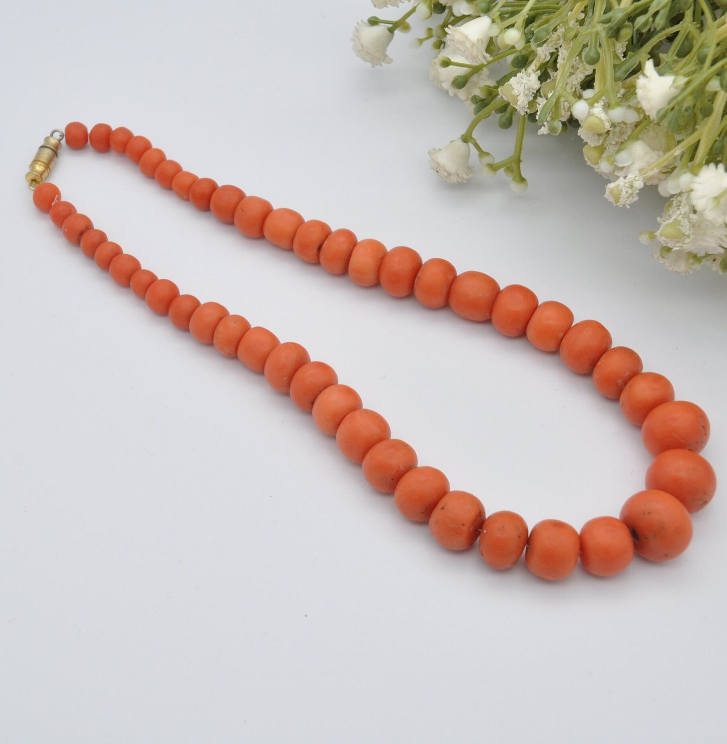 Antique Victorian Coral Necklace - Short Beaded Collar Necklace | Graduating Large Salmon Coral Beads | 14" 36cm | 51g