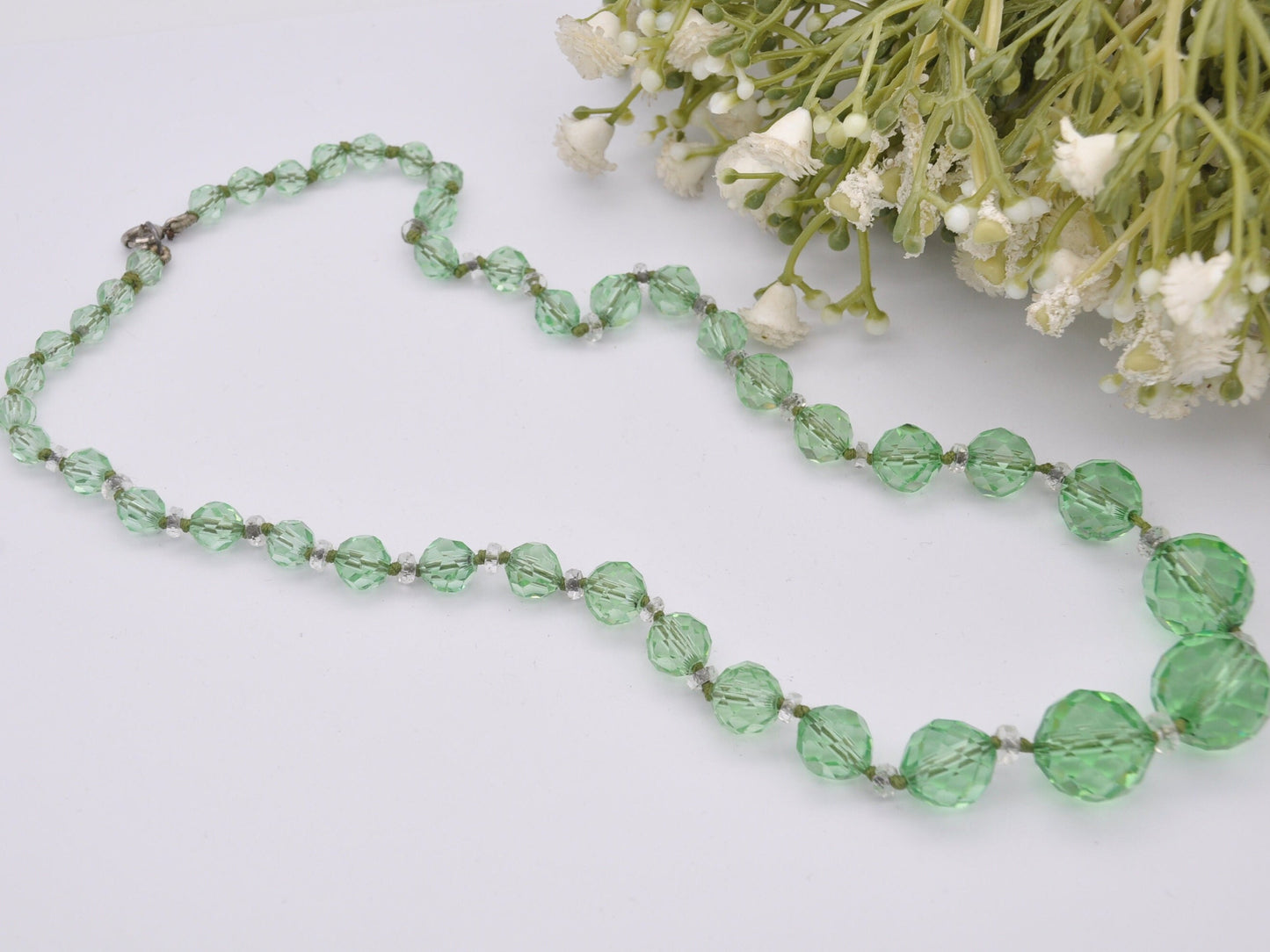 Vintage Art Deco Green Glass Bead Necklace - Hand Cut Glass | Graduated Beaded Necklace | Clear Spacers