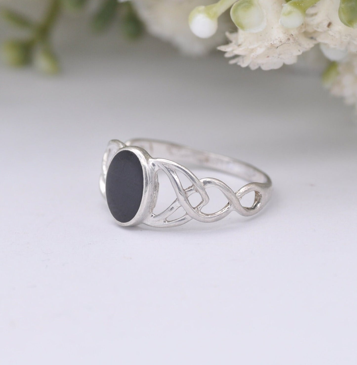 Vintage Sterling Silver Onyx Ring - Celtic Twist Band | UK Size - N / US Size - 6 3/4