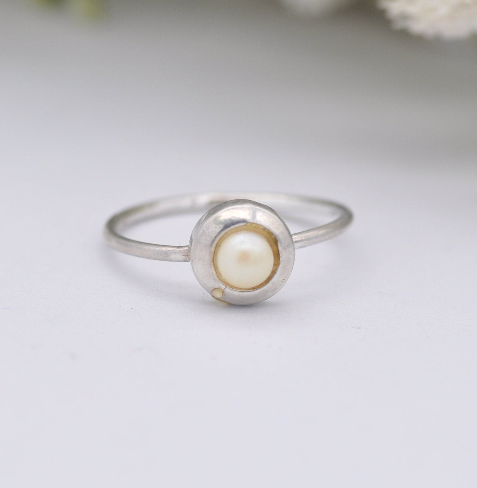 Vintage Sterling Silver Faux Pearl Ring - Delicate Vintage Ring | UK Size - M | US Size - 6 1/4