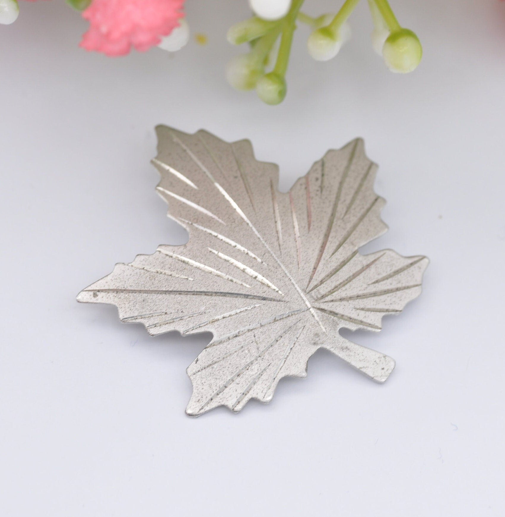 Vintage Bond Boyd Sterling Silver Maple Leaf Brooch - Textured Leaf Design