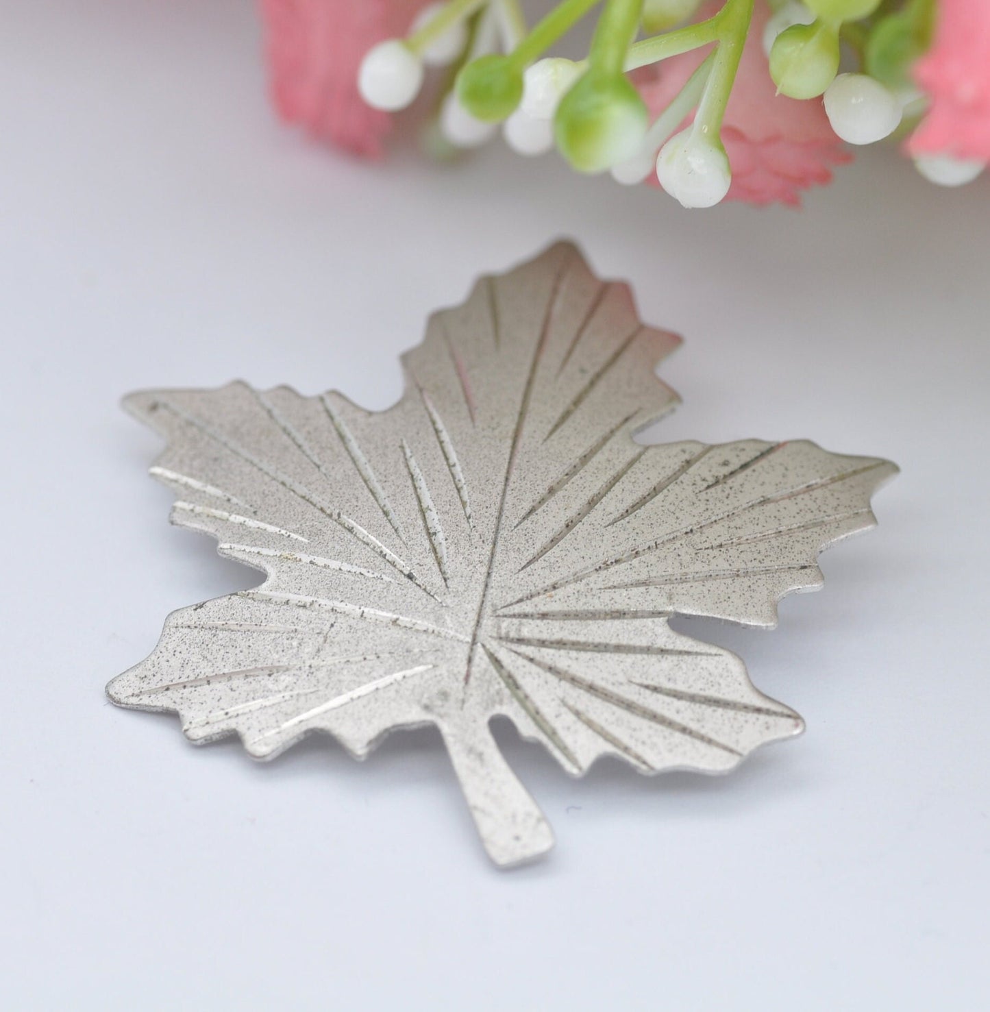 Vintage Bond Boyd Sterling Silver Maple Leaf Brooch - Textured Leaf Design