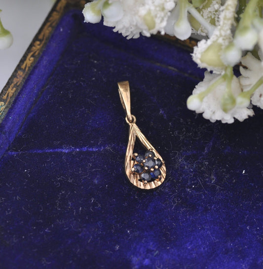 9ct Gold Sapphire Flower Pendant 1981 with Diamond Cut Mount