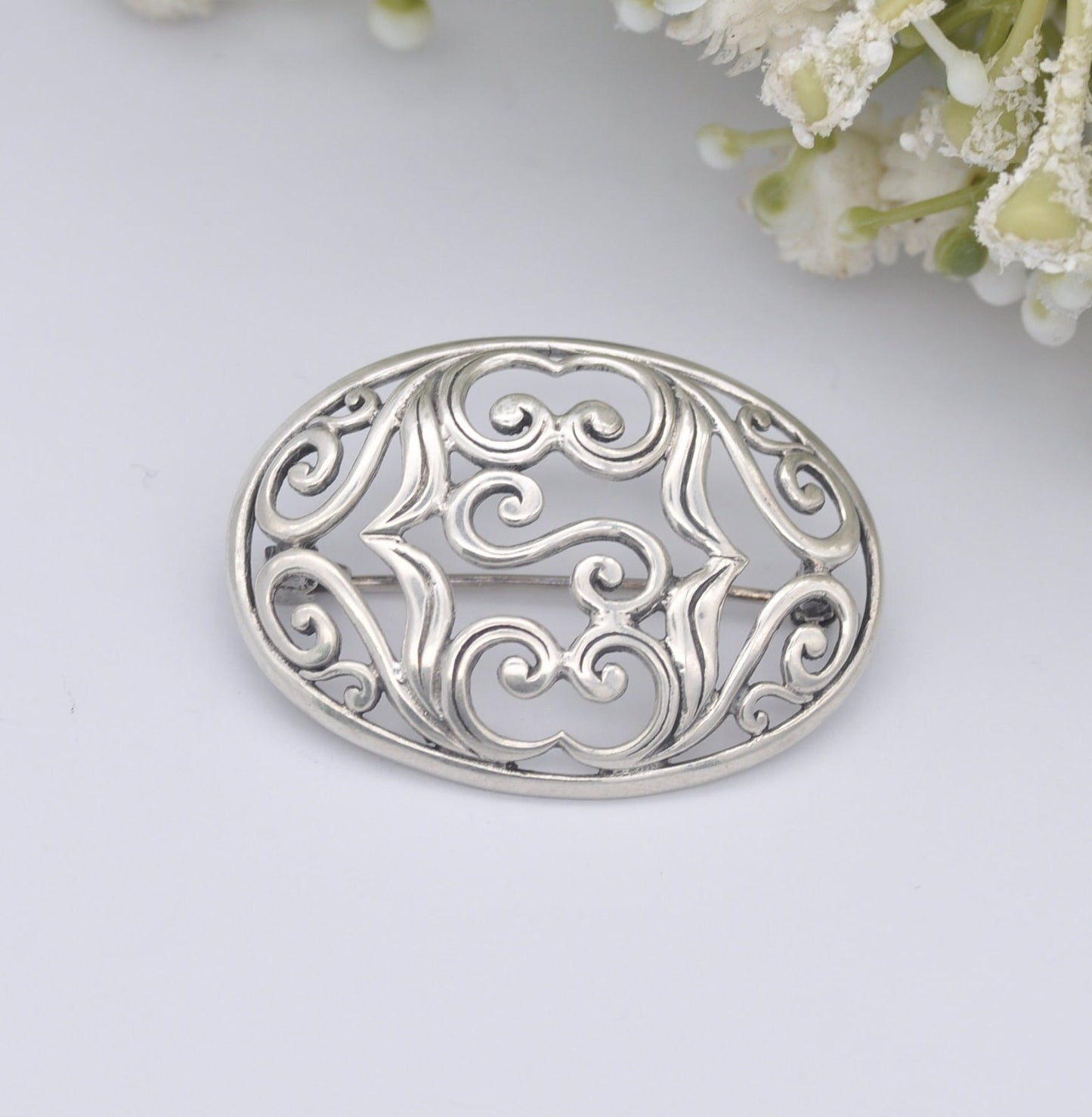 Vintage Sterling Silver Openwork Scrolling Brooch - Oval Ornate Design