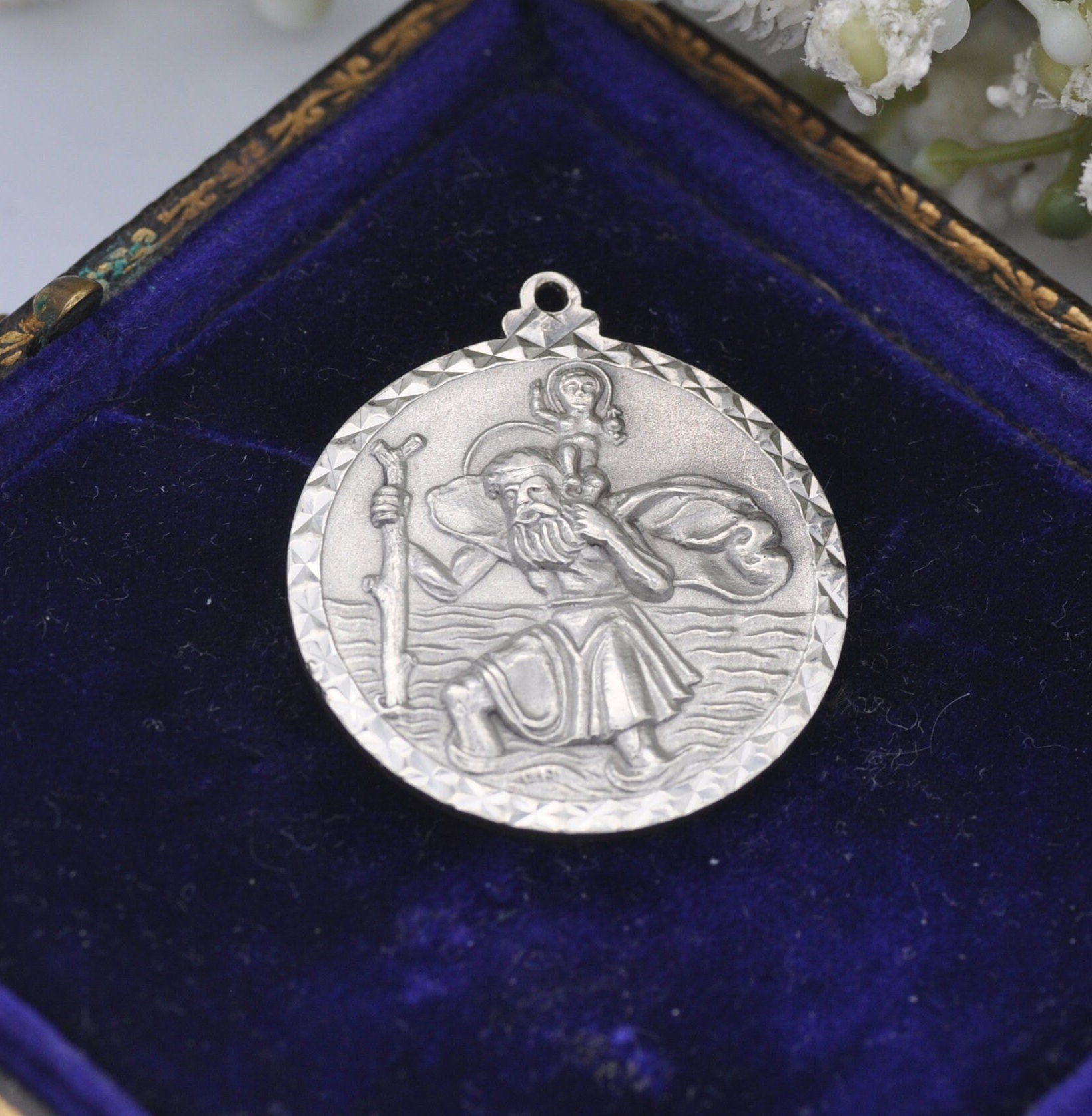 Vintage Sterling Silver St. Christopher Charm Pendant - Large Circle