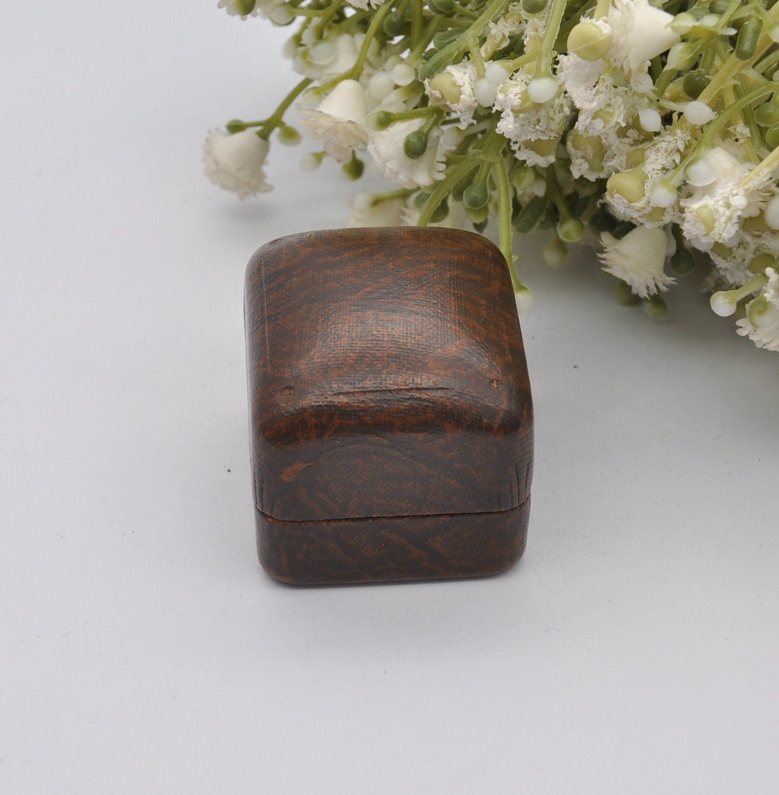 Vintage Hard Brown Ring Box - Klein & Binkley Jewellers | Hamilton Canada | Silk and Velvet Lined