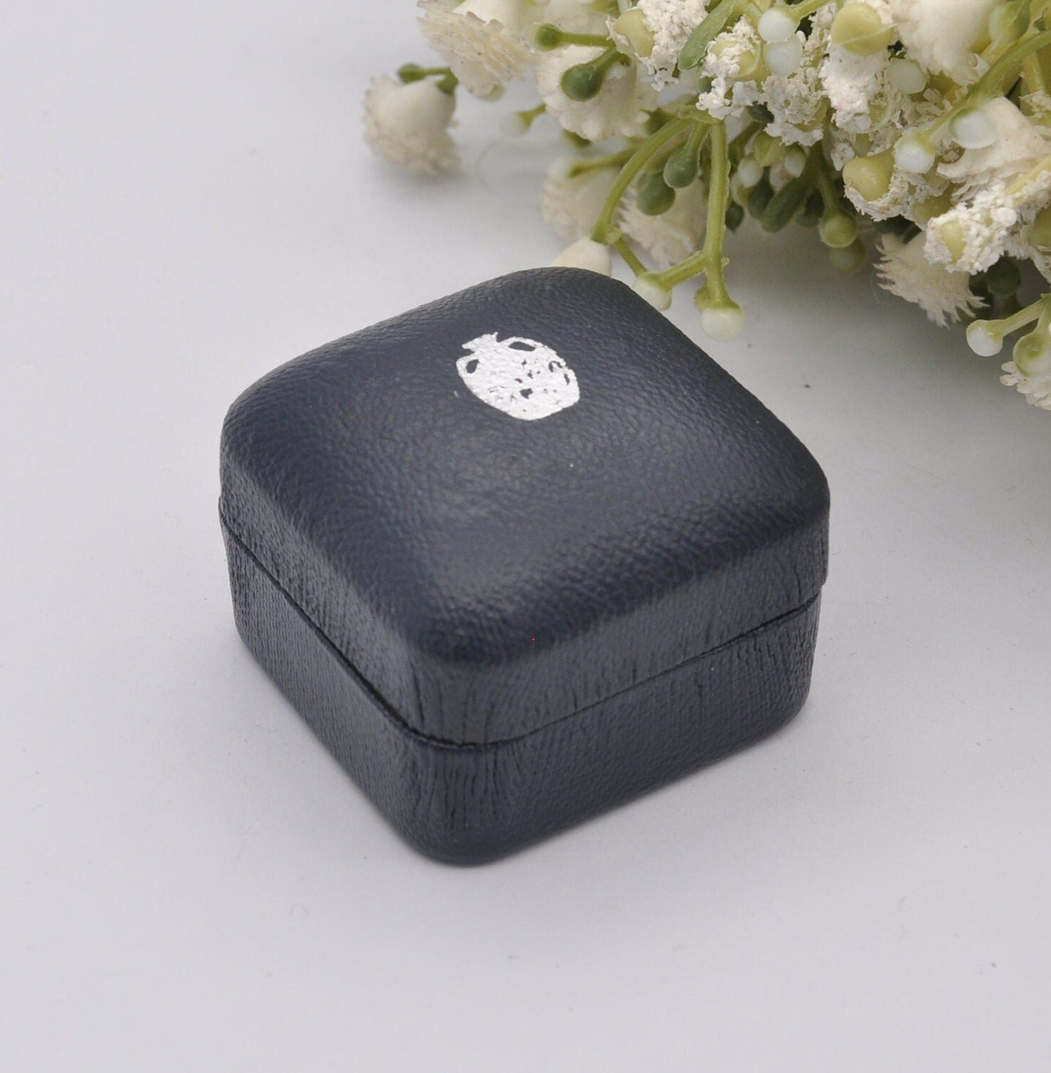 Vintage Wedgwood Ring Box - Blue with Mustard Yellow Interior | Leather Effect