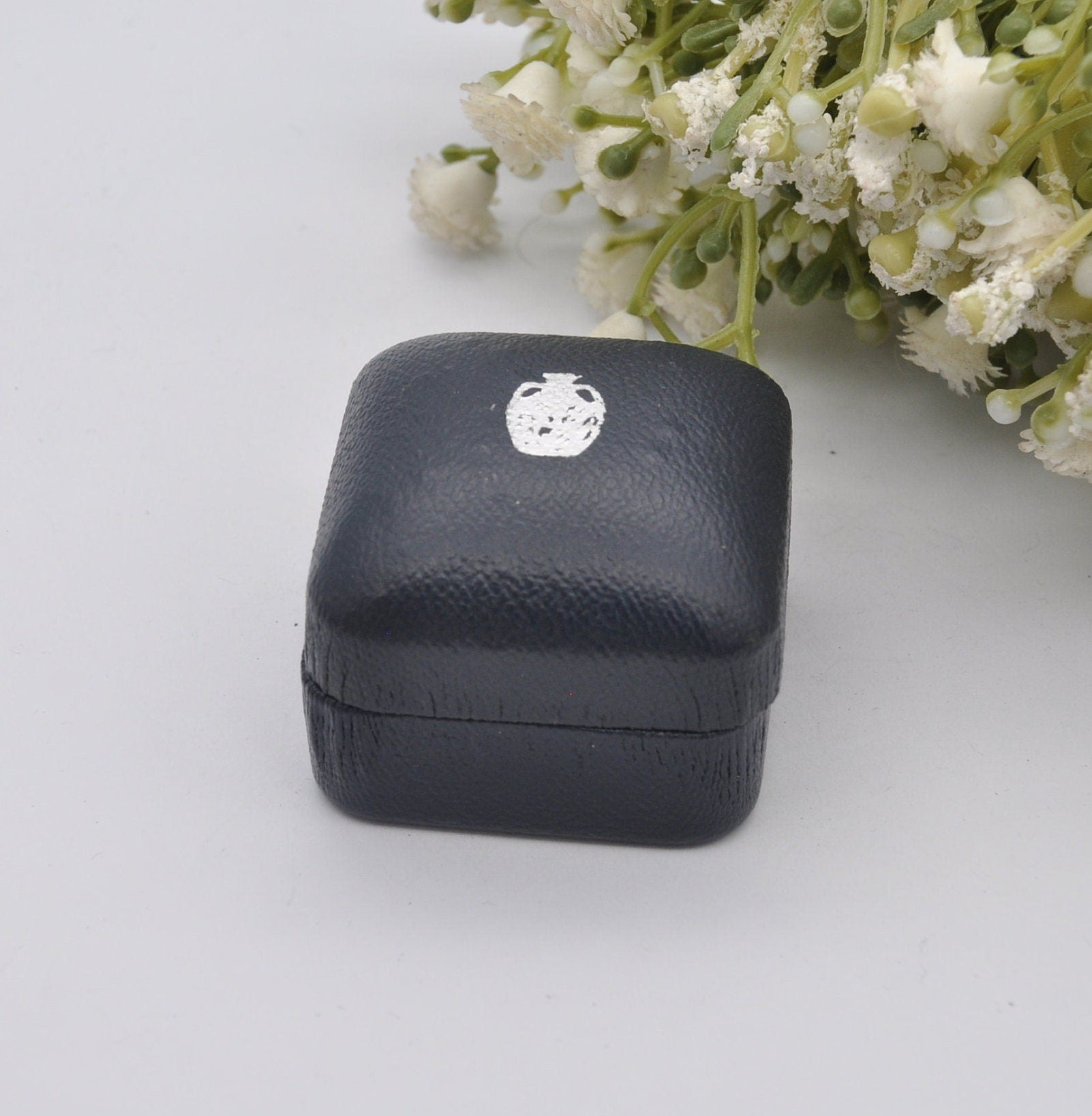 Vintage Wedgwood Ring Box - Blue with Mustard Yellow Interior | Leather Effect