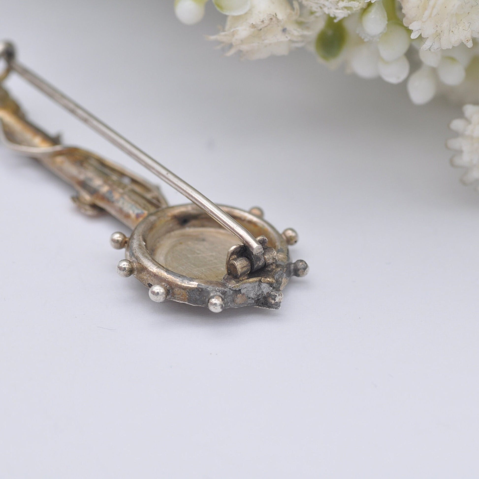 Antique Sterling Silver Banjo Brooch 1897 with Vine Leaves - Novelty Victorian Musical Instrument Jewellery | Aesthetic Movement