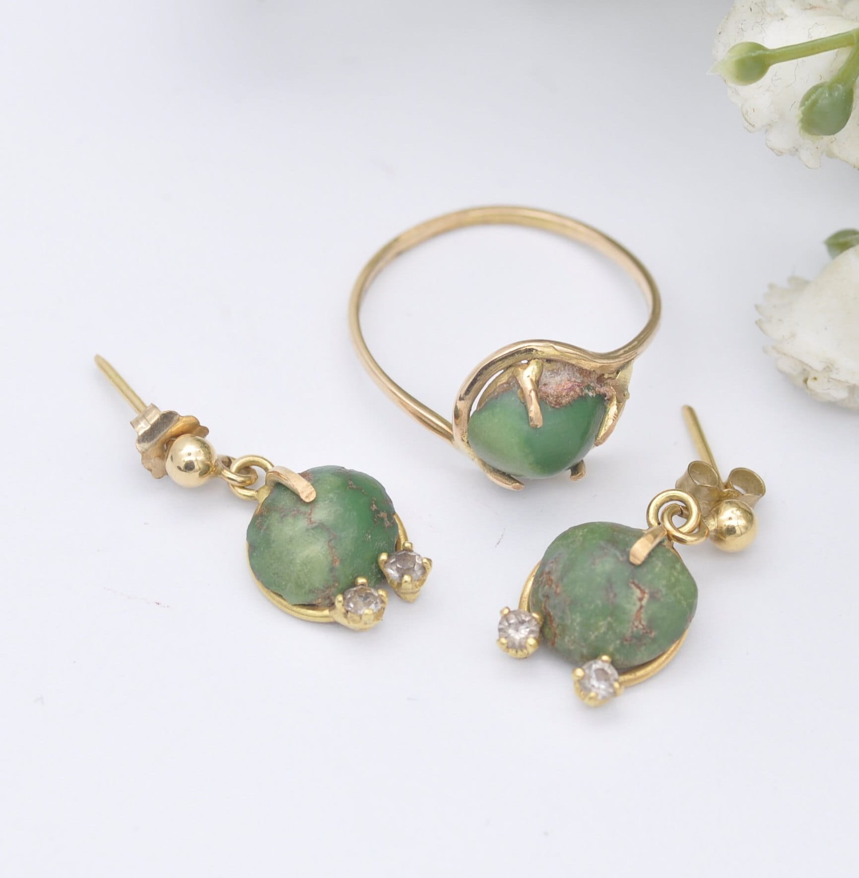 Vintage 18ct Gold Green Turquoise Ring and Earrings Set - Mid-Century Demi-Parure | Ring UK Size - N 1/2 | US Size - 7