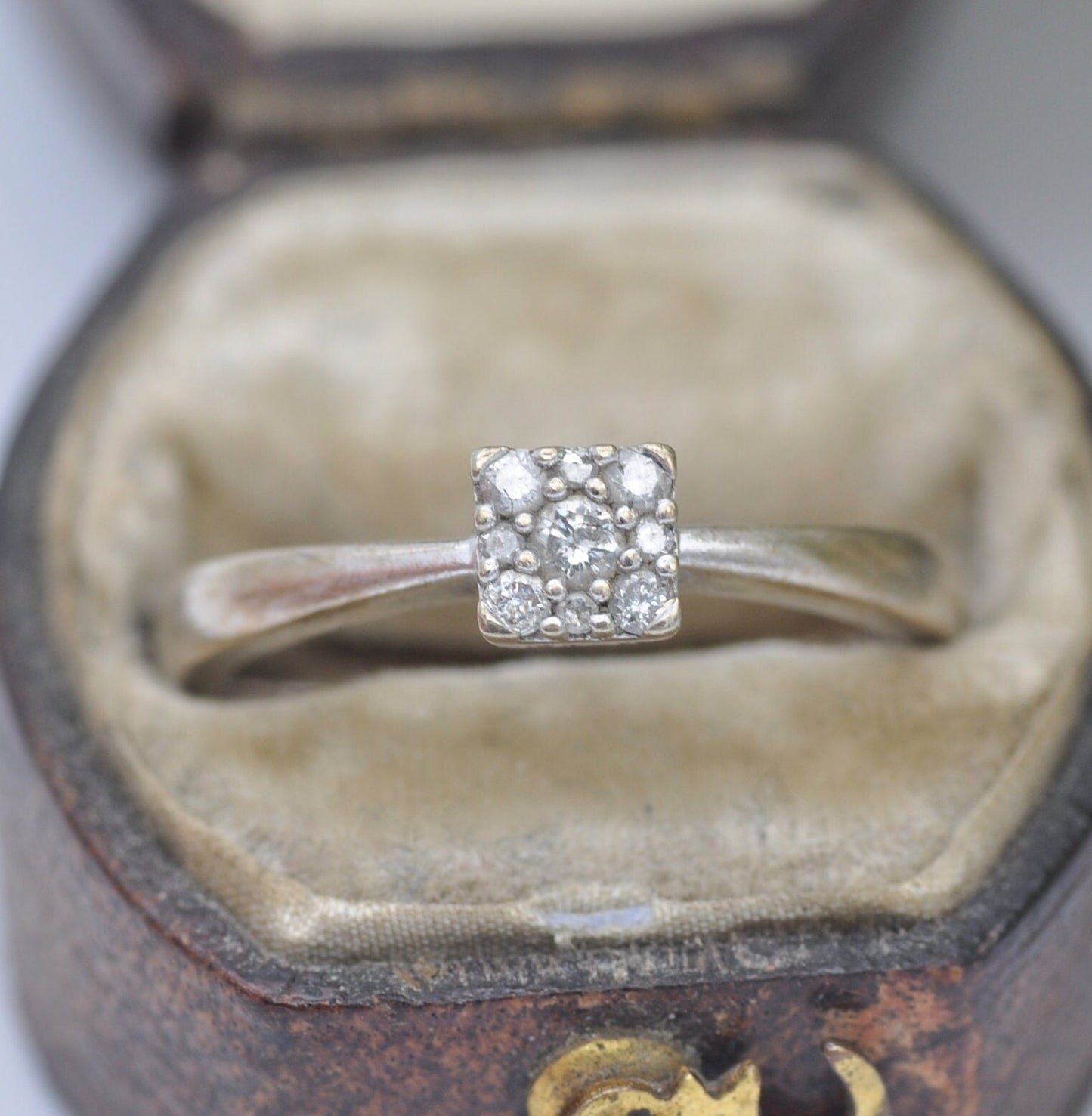 Vintage 9ct White Gold Diamond Engagement Ring - 0.15 Carats | UK Size - O | US Size - 7