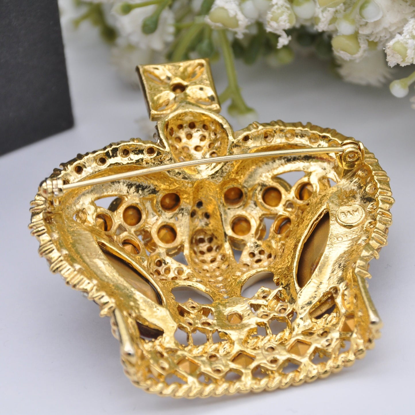 Vintage Butler & Wilson Crown Brooch in Original Box - Sparkly Rhinestone Crystals | Large Statement Costume Jewellery | 20534 | Gold Tone