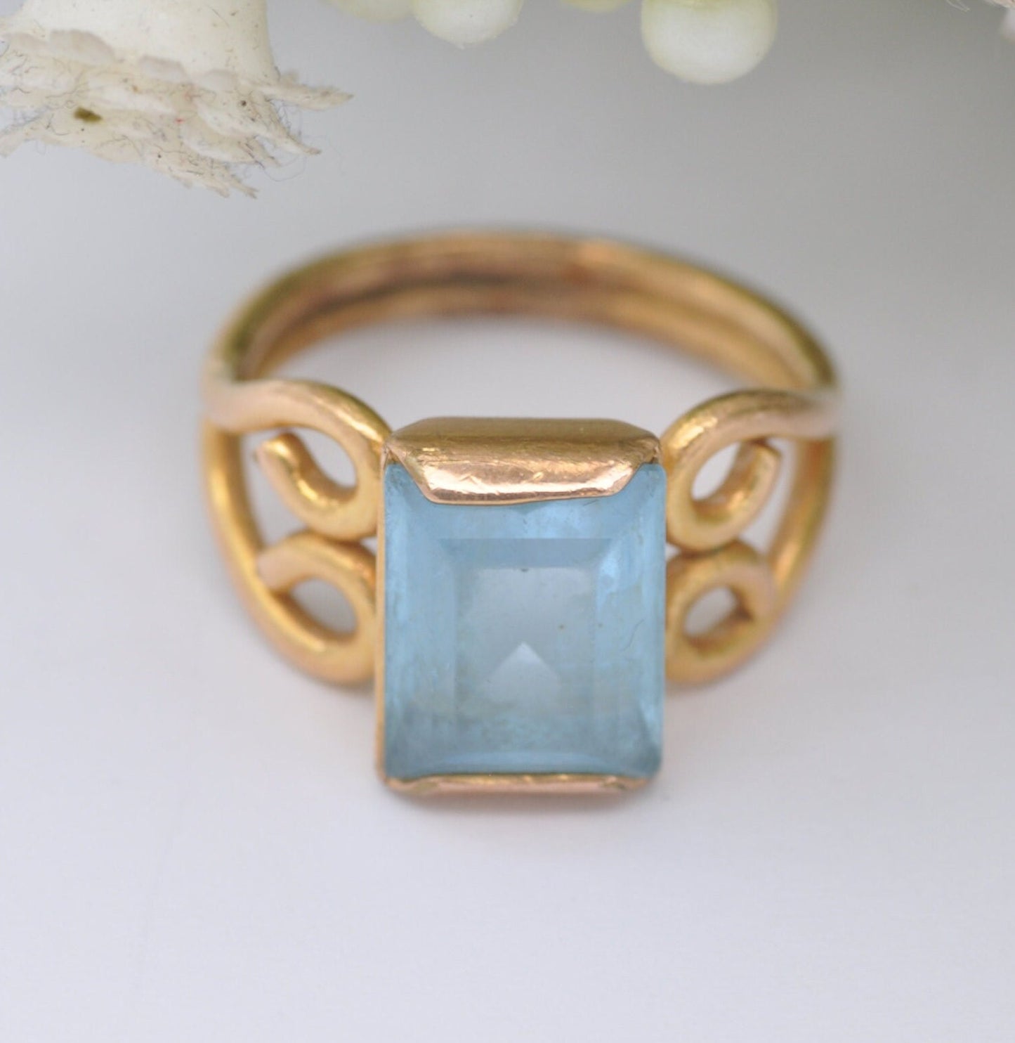 Vintage Rolled Gold Ring with Blue Paste Stone - Scrolling Heart Shoulders | UK Size - J | US Size - 4 3/4