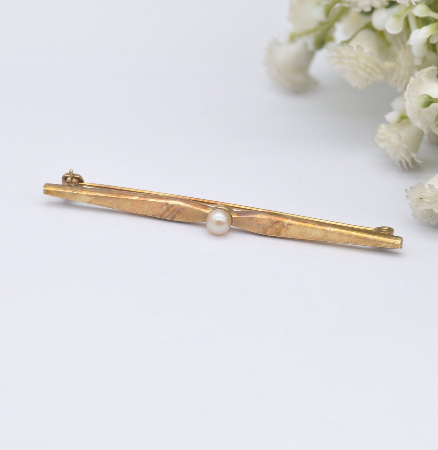 Vintage Kordes and Lichtenfels Rolled Gold Bar Brooch with an Imitation Pearl - K&L Designer | Amerik