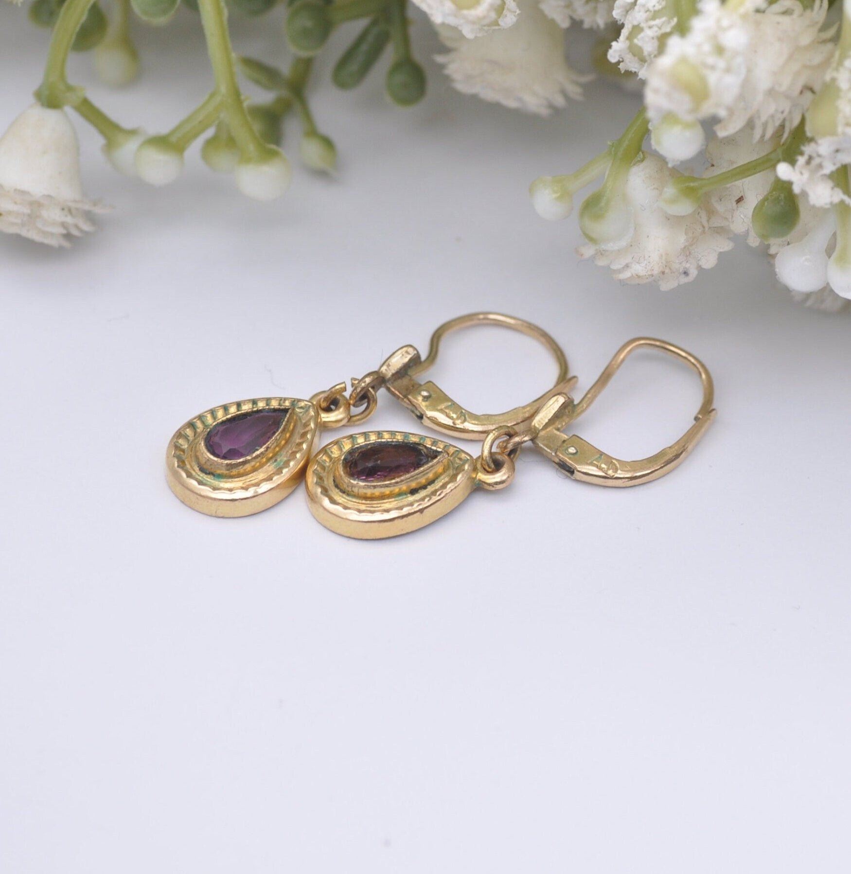 Vintage Rolled Gold Purple Paste Drop Earrings - Mid-Century Costume Jewellery | Gold Tone