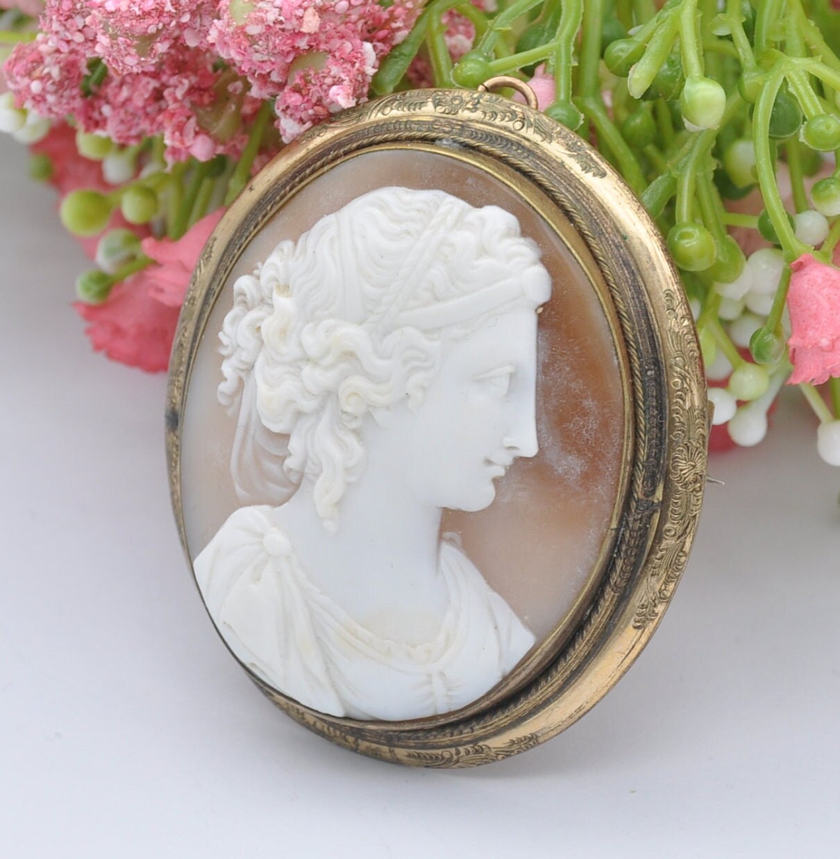 Antique Victorian Rolled Gold Cameo Brooch Pendant - Large Carved Portrait | Neoclassical Roman Profile Face | Renaissance Style