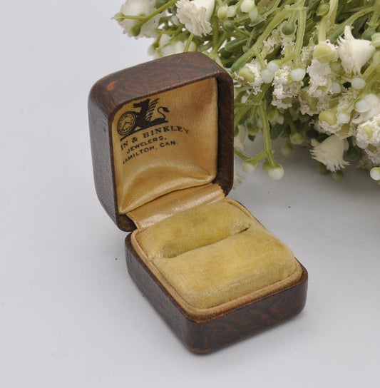 Vintage Hard Brown Ring Box - Klein & Binkley Jewellers | Hamilton Canada | Silk and Velvet Lined