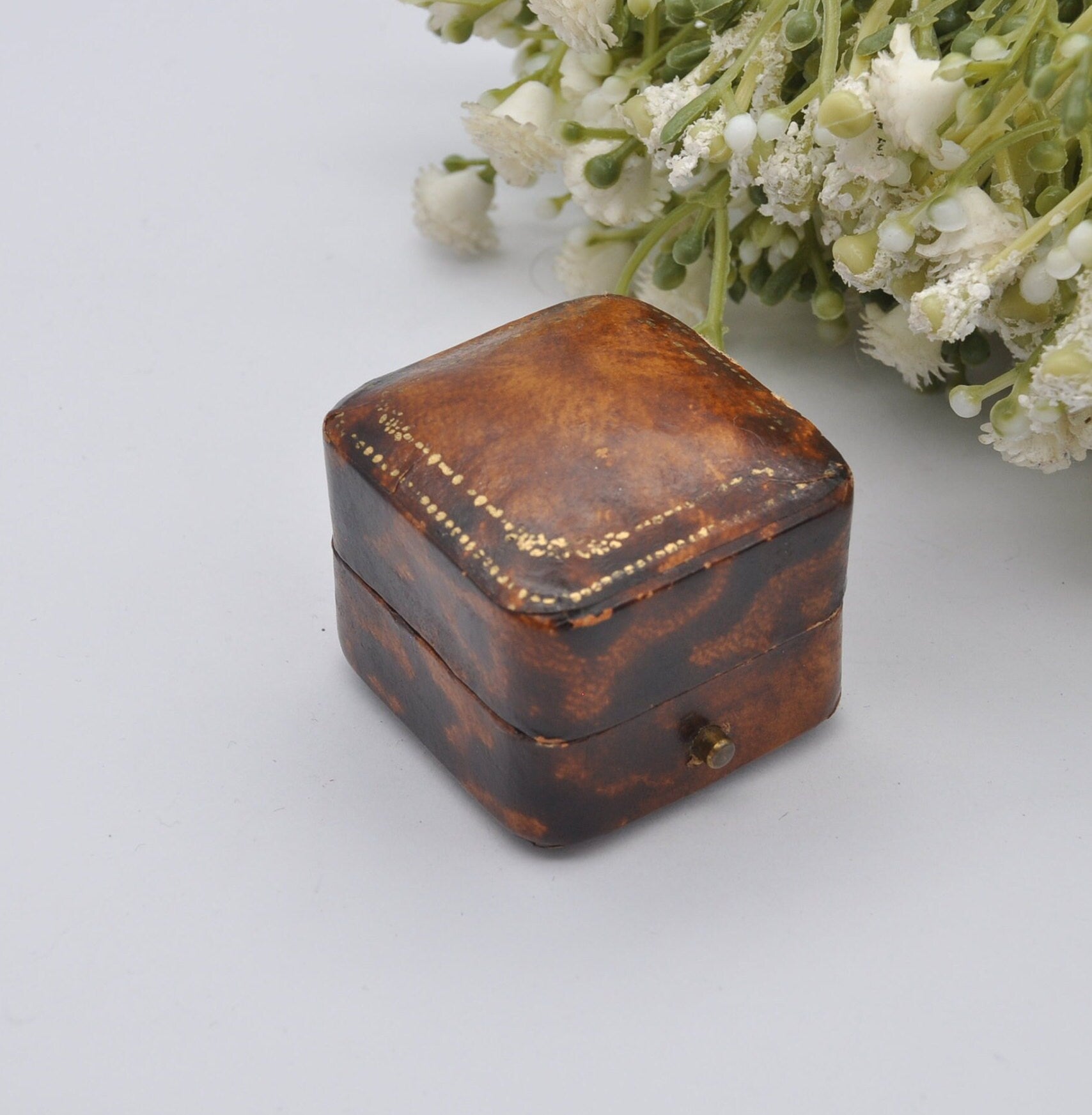 Antique Ring Box with Gold Tooling - W. Wright Jewellers | Faux Tortoise Shell Effect | Silk and Velvet Lined