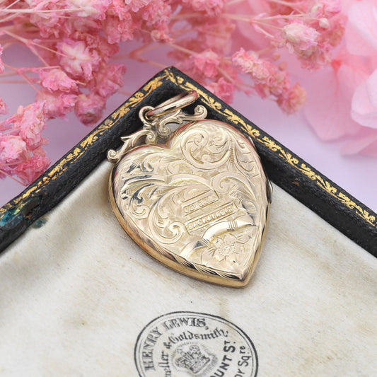 Antique 9ct Gold Back and Front Heart Locket with Engraved Floral Scrolling Design - Blank Engraving | Victorian Aesthetic Movement Flowers