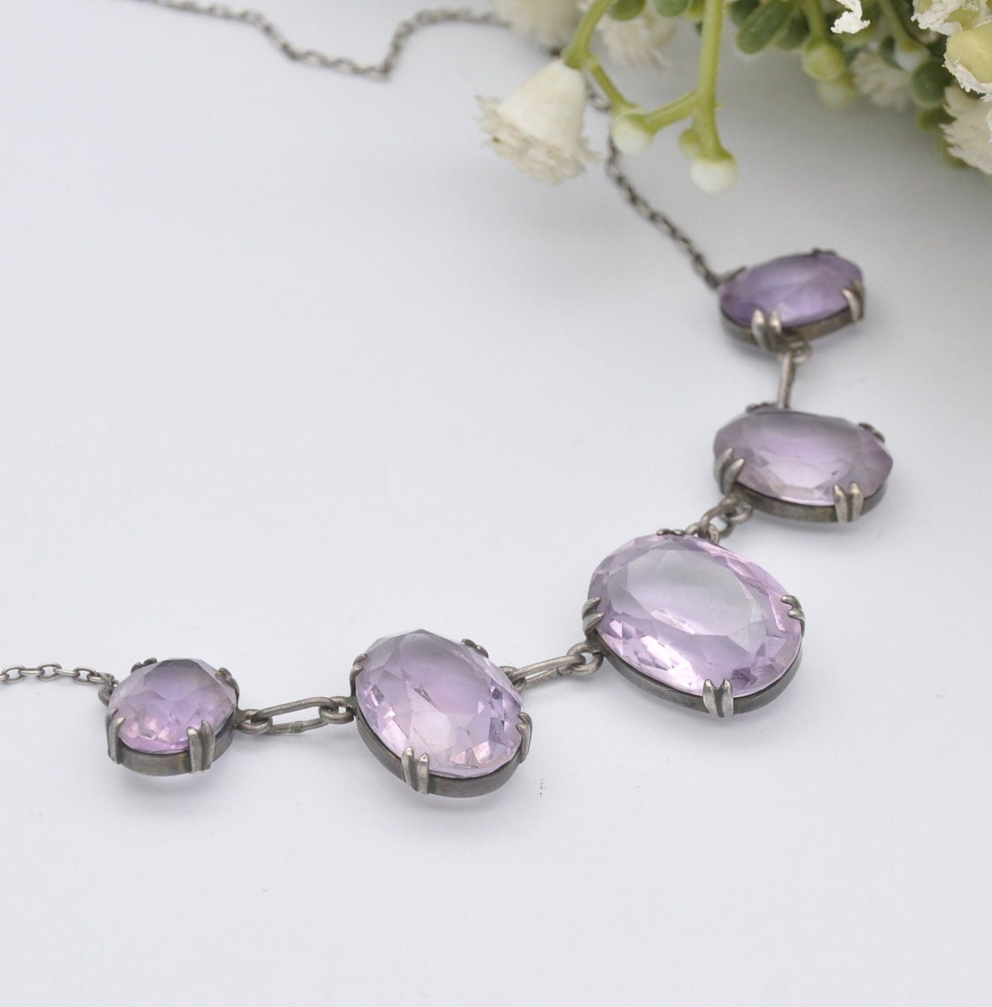 Antique Edwardian Sterling Silver Amethyst Necklace with Graduated Faceted Stones - Length 15" 39cm