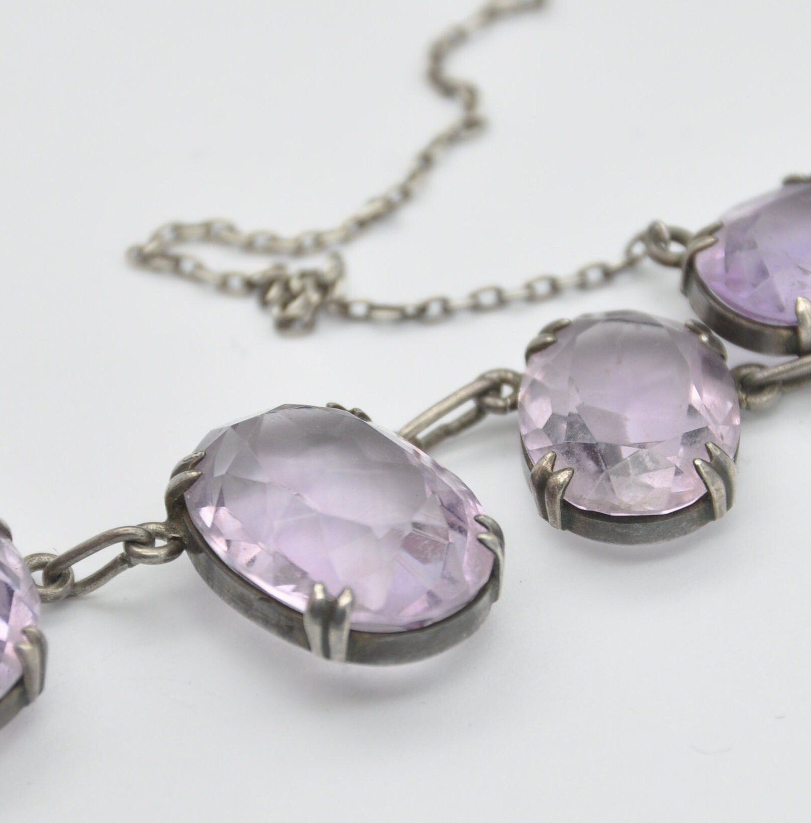 Antique Edwardian Sterling Silver Amethyst Necklace with Graduated Faceted Stones - Length 15" 39cm