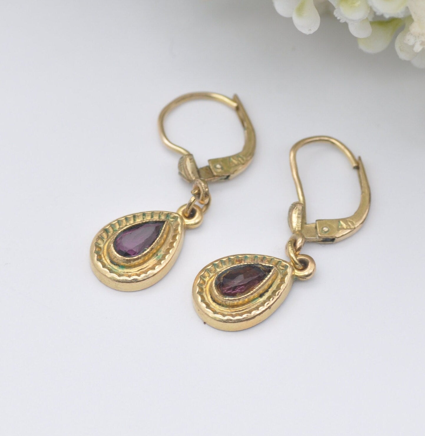 Vintage Rolled Gold Purple Paste Drop Earrings - Mid-Century Costume Jewellery | Gold Tone