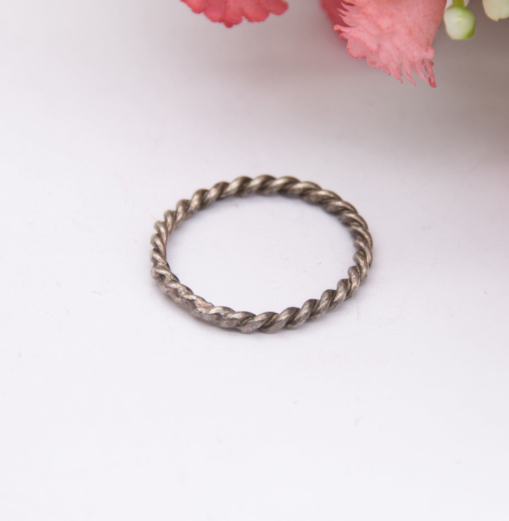 Vintage Sterling Silver Twisted Band Ring - Minimalist Everyday Jewellery | UK Size - M 1/2 | US Size - 6 1/2