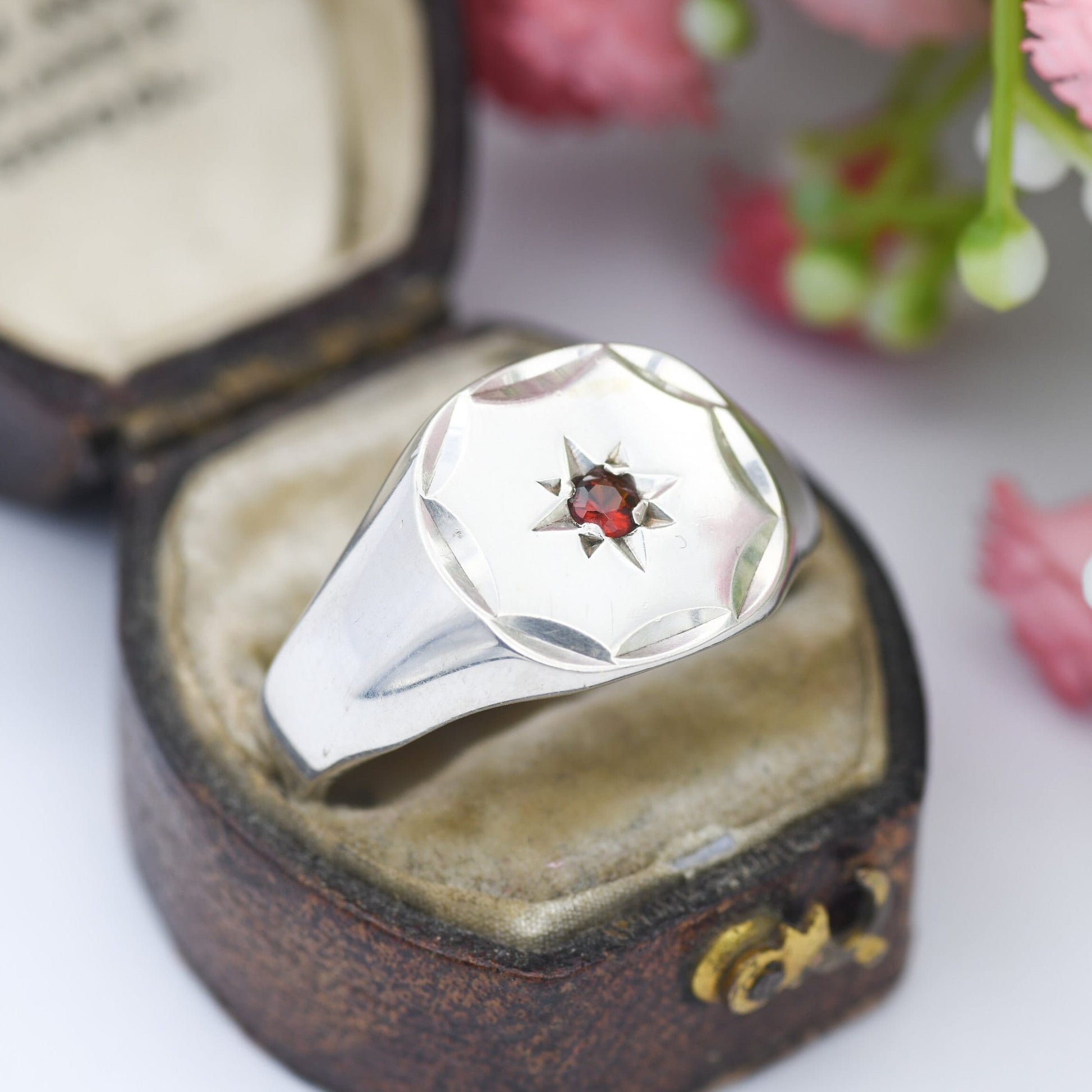 Vintage Sterling Silver Garnet Signet Ring 1982 - Midland Jewellers | Chunky Men's Ring | Star Set Stone | UK Size - W | US Size - 11