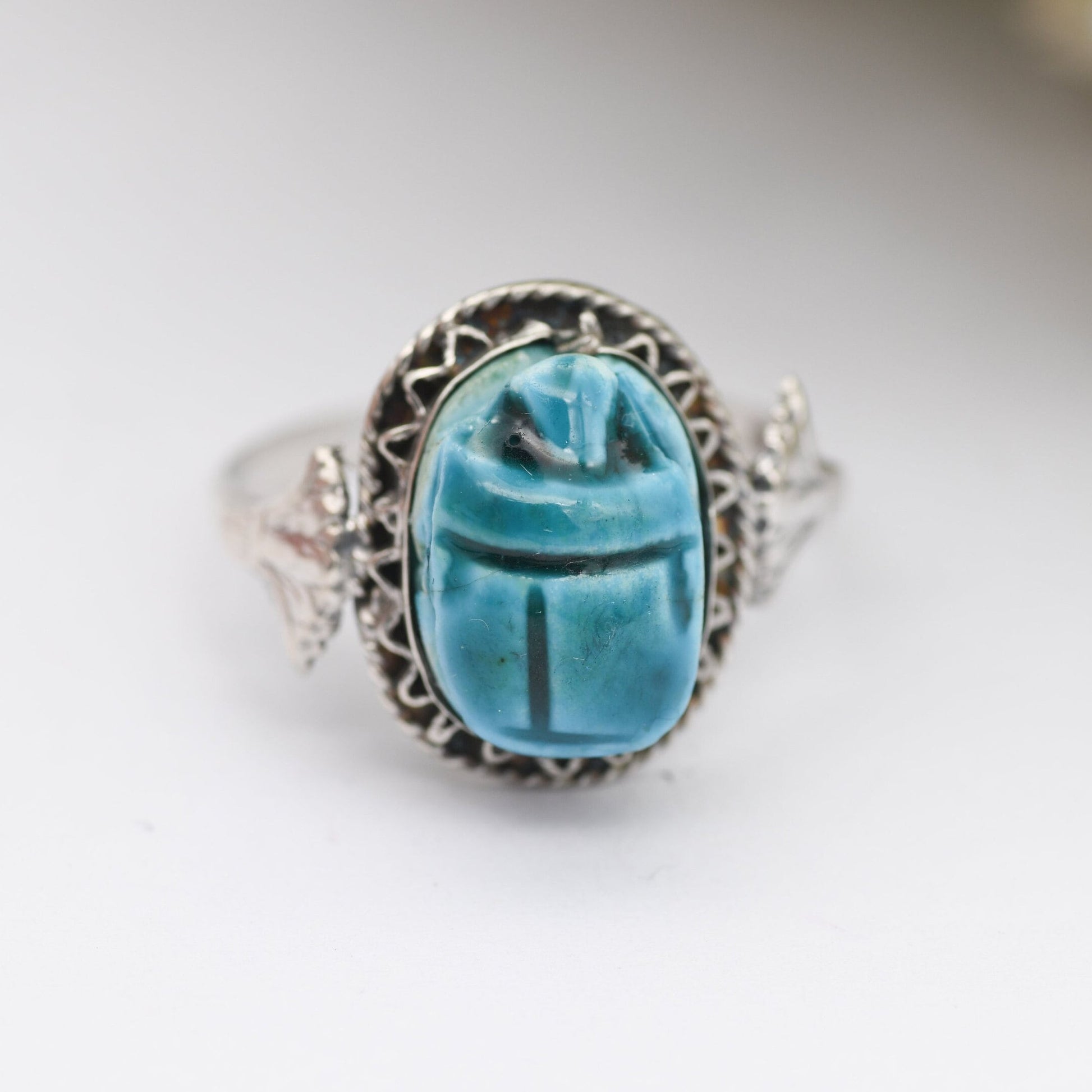 Vintage Egyptian Silver Scarab Ring 1996 - Lotus Shoulders | Glazed Ceramic Faience Beetle | UK Size - V | US Size - 10 1/2