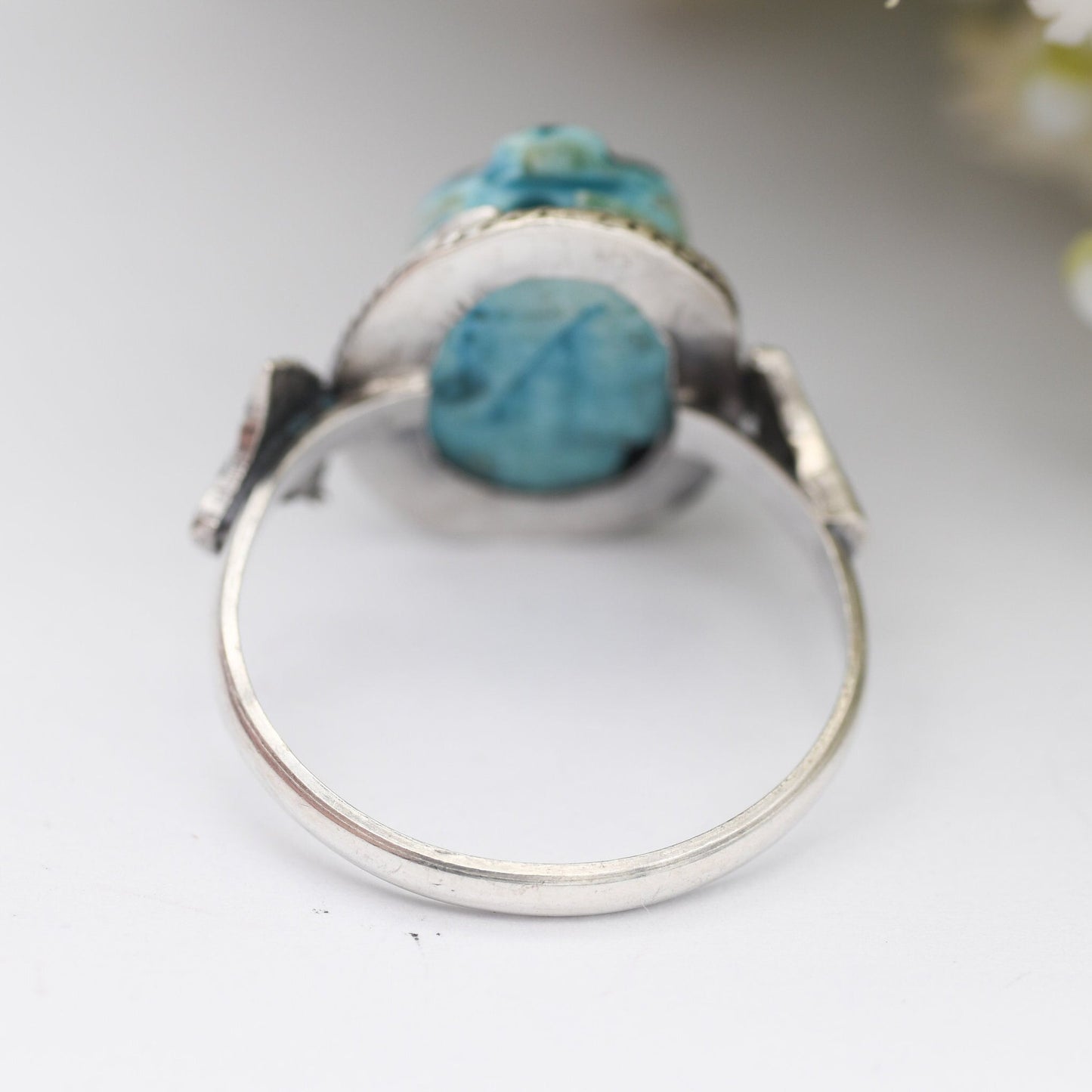 Vintage Egyptian Silver Scarab Ring 1996 - Lotus Shoulders | Glazed Ceramic Faience Beetle | UK Size - V | US Size - 10 1/2