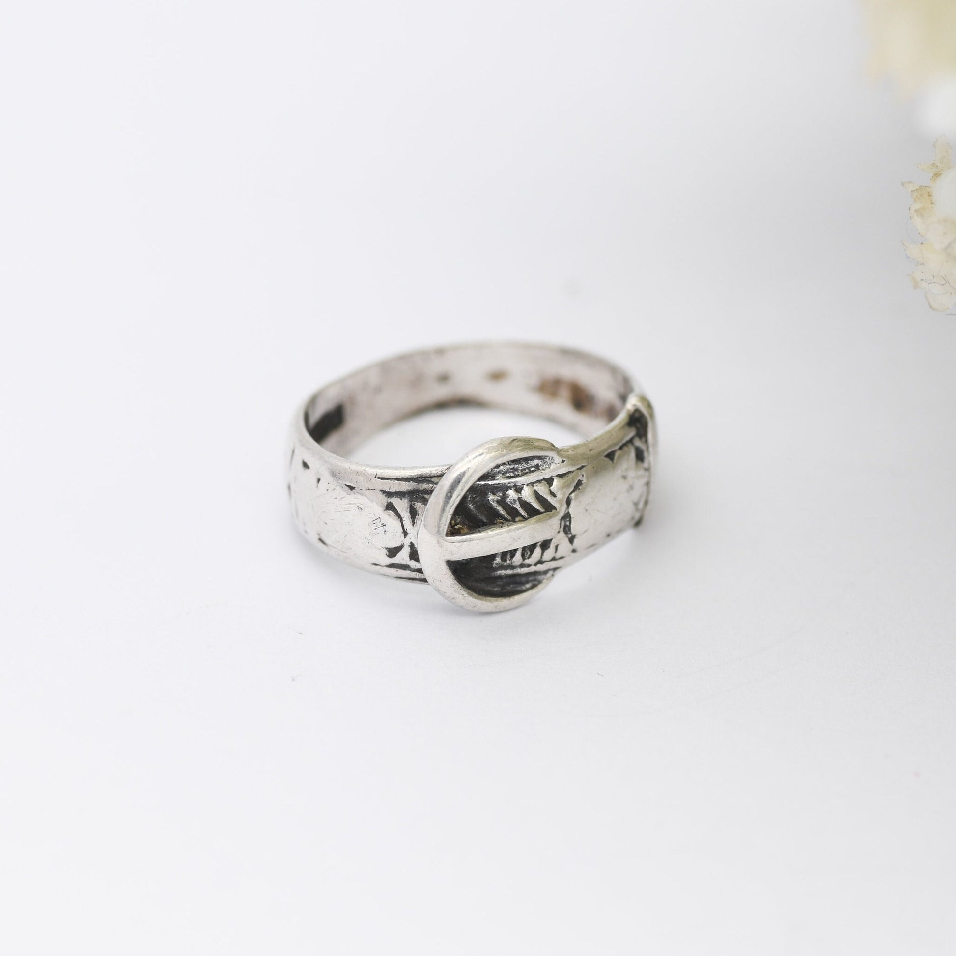 Vintage Sterling Silver Buckle Ring 1979 - Mid-Century Victorian Style | Unisex Belt Ring | Small Size | UK Size - H | US Size - 3 3/4