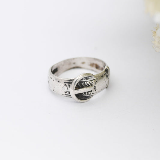 Vintage Sterling Silver Buckle Ring 1979 - Mid-Century Victorian Style | Unisex Belt Ring | Small Size | UK Size - H | US Size - 3 3/4
