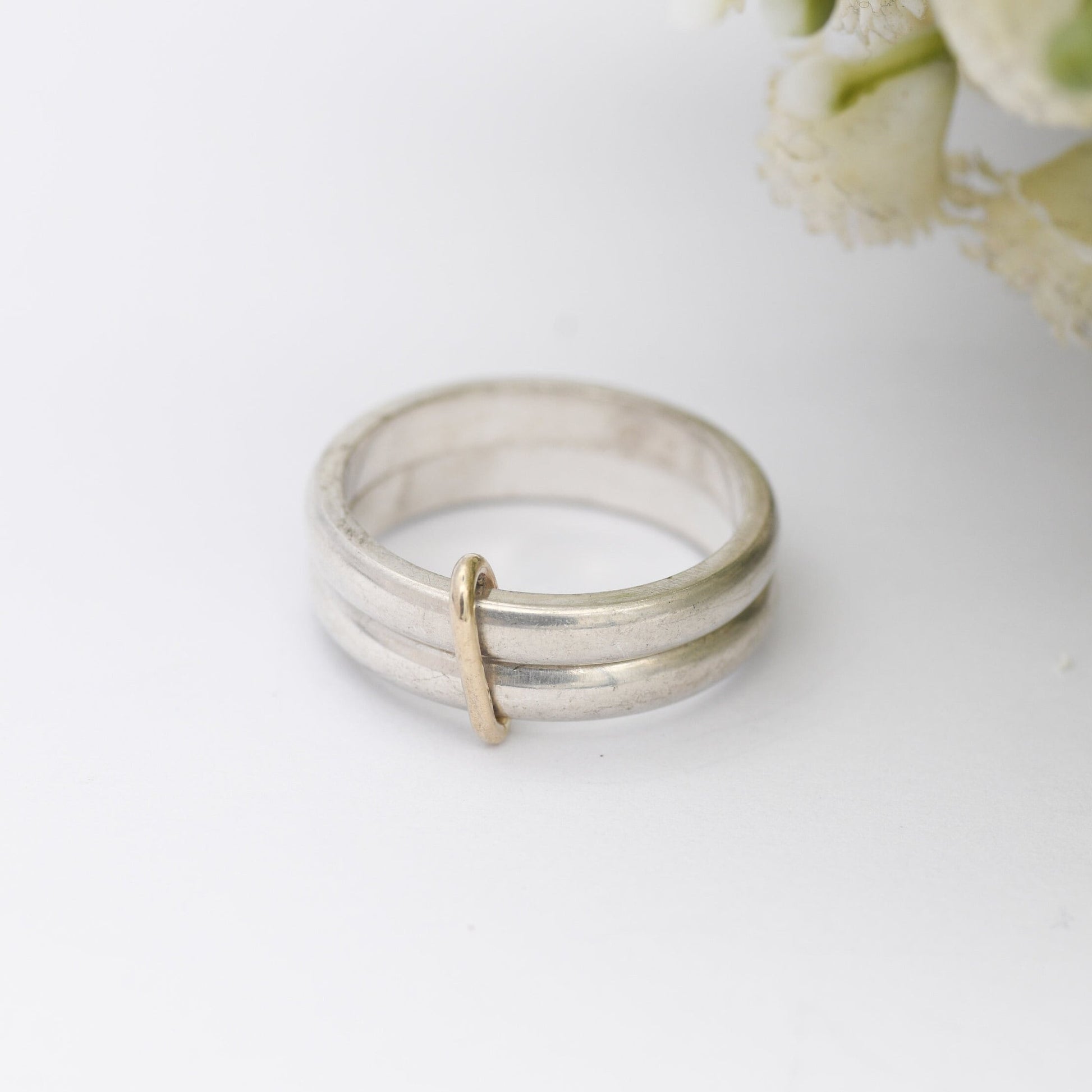 Vintage Sterling Silver Gold Wire Split Band Ring - Moving Fidget Ring | Two Bands Tied Together | UK Size - M 1/2 | US Size - 6 1/2