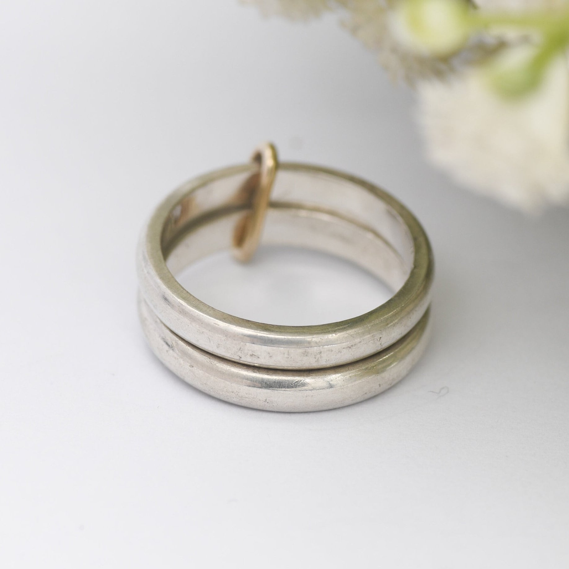 Vintage Sterling Silver Gold Wire Split Band Ring - Moving Fidget Ring | Two Bands Tied Together | UK Size - M 1/2 | US Size - 6 1/2