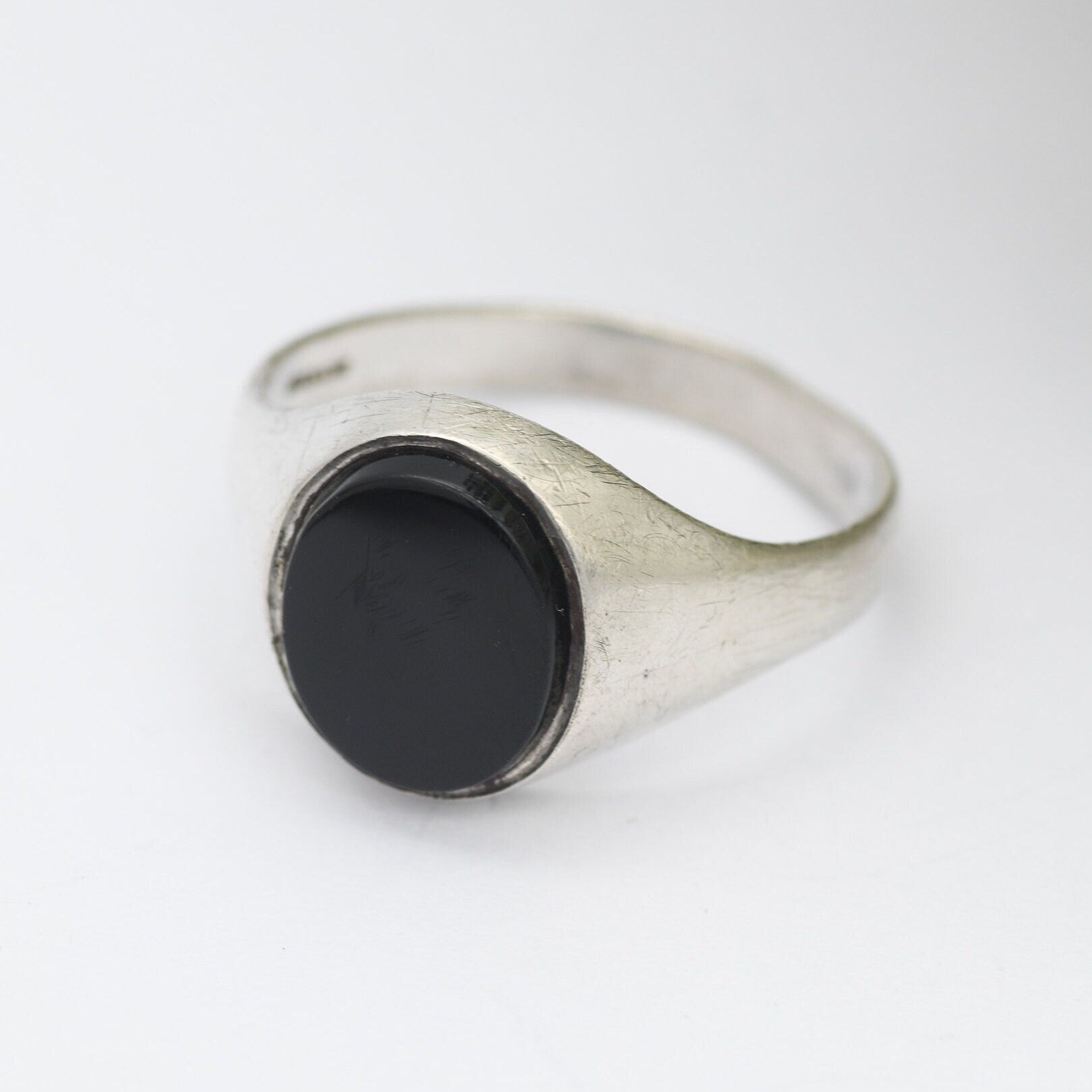 Vintage Sterling Silver Onyx Signet Ring - Chunky Large Unisex Jewellery | UK Size - U 1/2 / US Size - 10 1/4