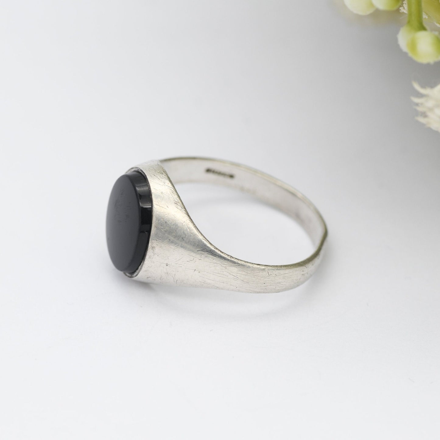 Vintage Sterling Silver Onyx Signet Ring - Chunky Large Unisex Jewellery | UK Size - U 1/2 / US Size - 10 1/4