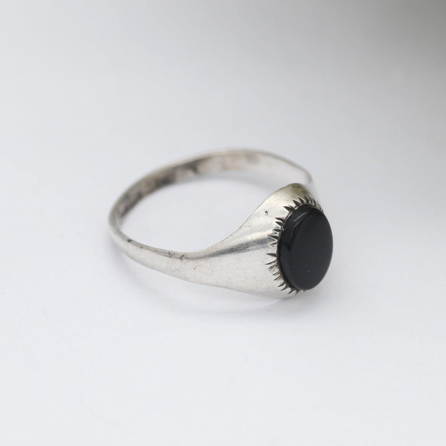 Vintage Sterling Silver Onyx Signet Ring - Unisex Oval Stone Ring | UK Size - O | US Size - 7 1/4