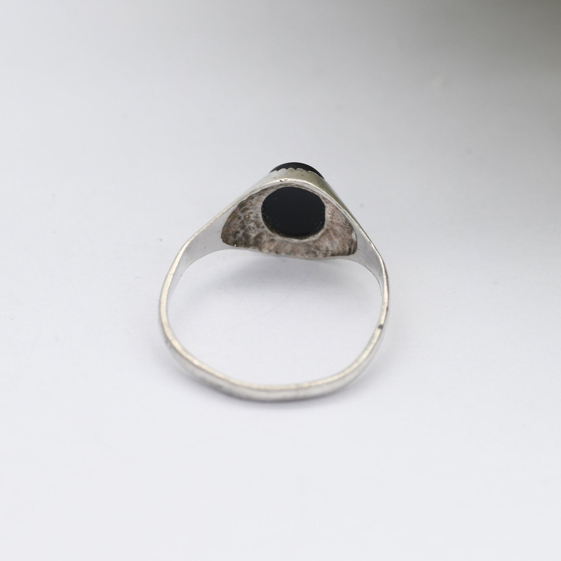 Vintage Sterling Silver Onyx Signet Ring - Unisex Oval Stone Ring | UK Size - O | US Size - 7 1/4