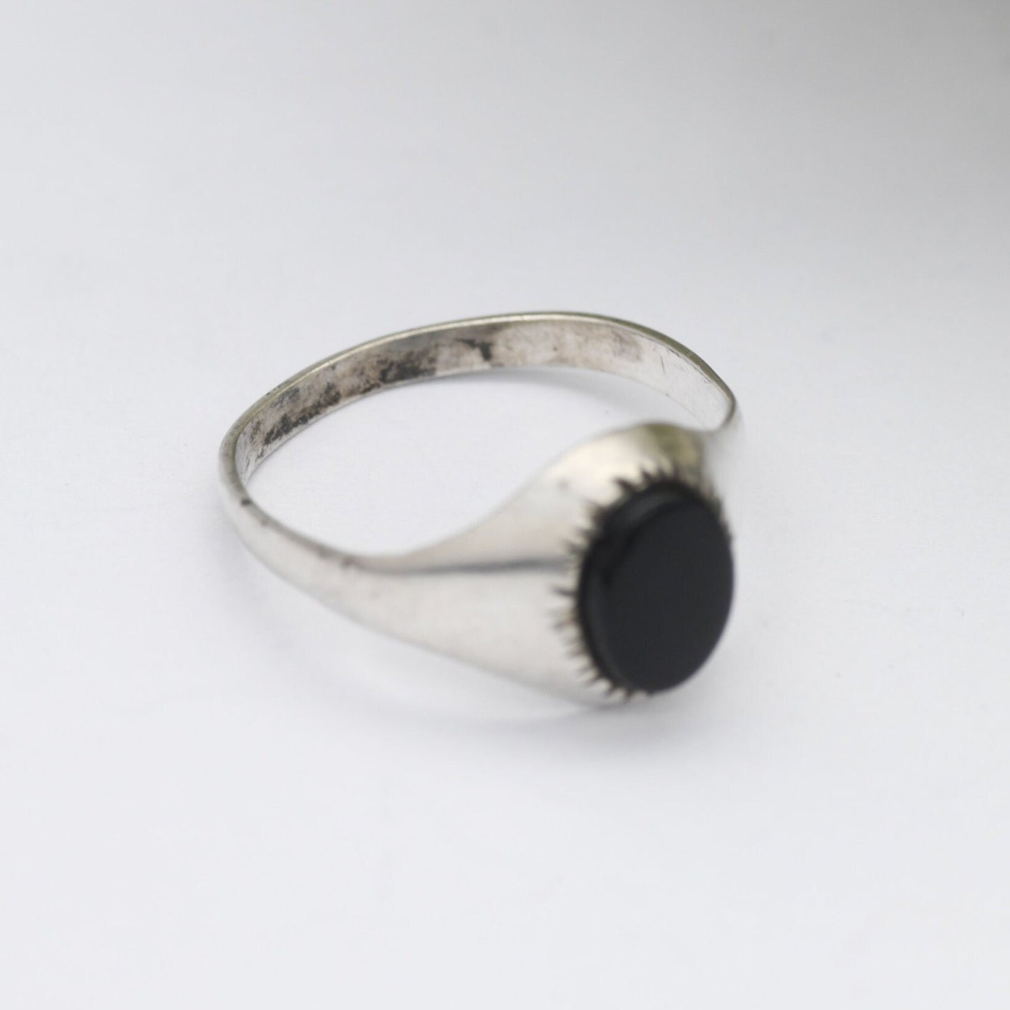 Vintage Sterling Silver Onyx Signet Ring - Unisex Oval Stone Ring | UK Size - O | US Size - 7 1/4