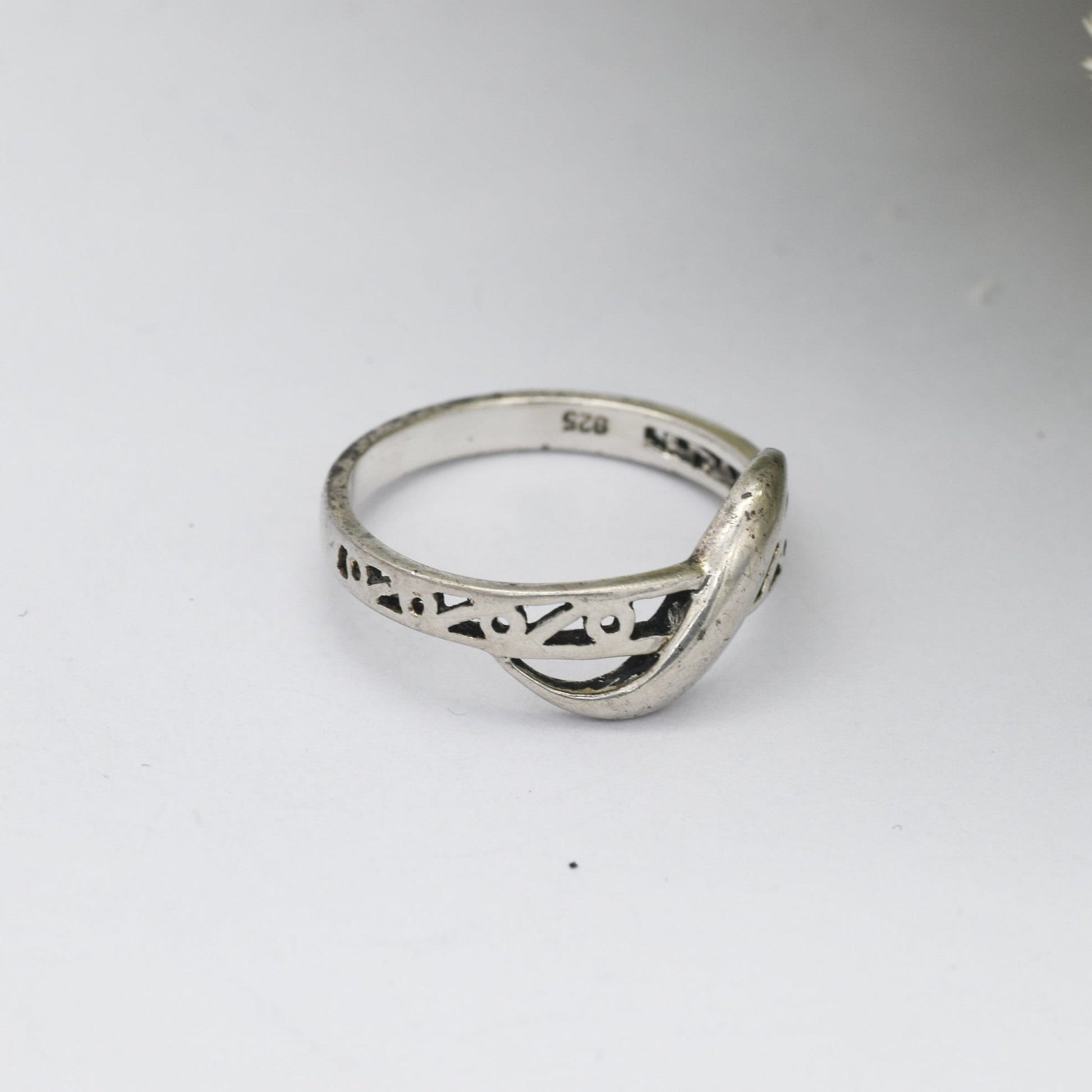Vintage Sterling Silver Wave Form S Ring - Openwork Band | Everyday Jewellery | UK Size - L 1/2 | US Size - 6