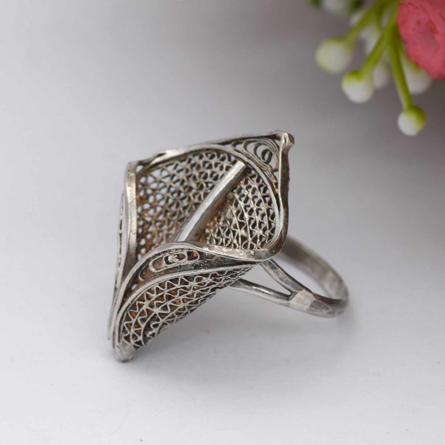 Vintage Silver Filigree Lily Flower Ring - Wirework Open Work Posy Ring | Large Statement | UK Size - M 1/2 | US Size - 6 1/2