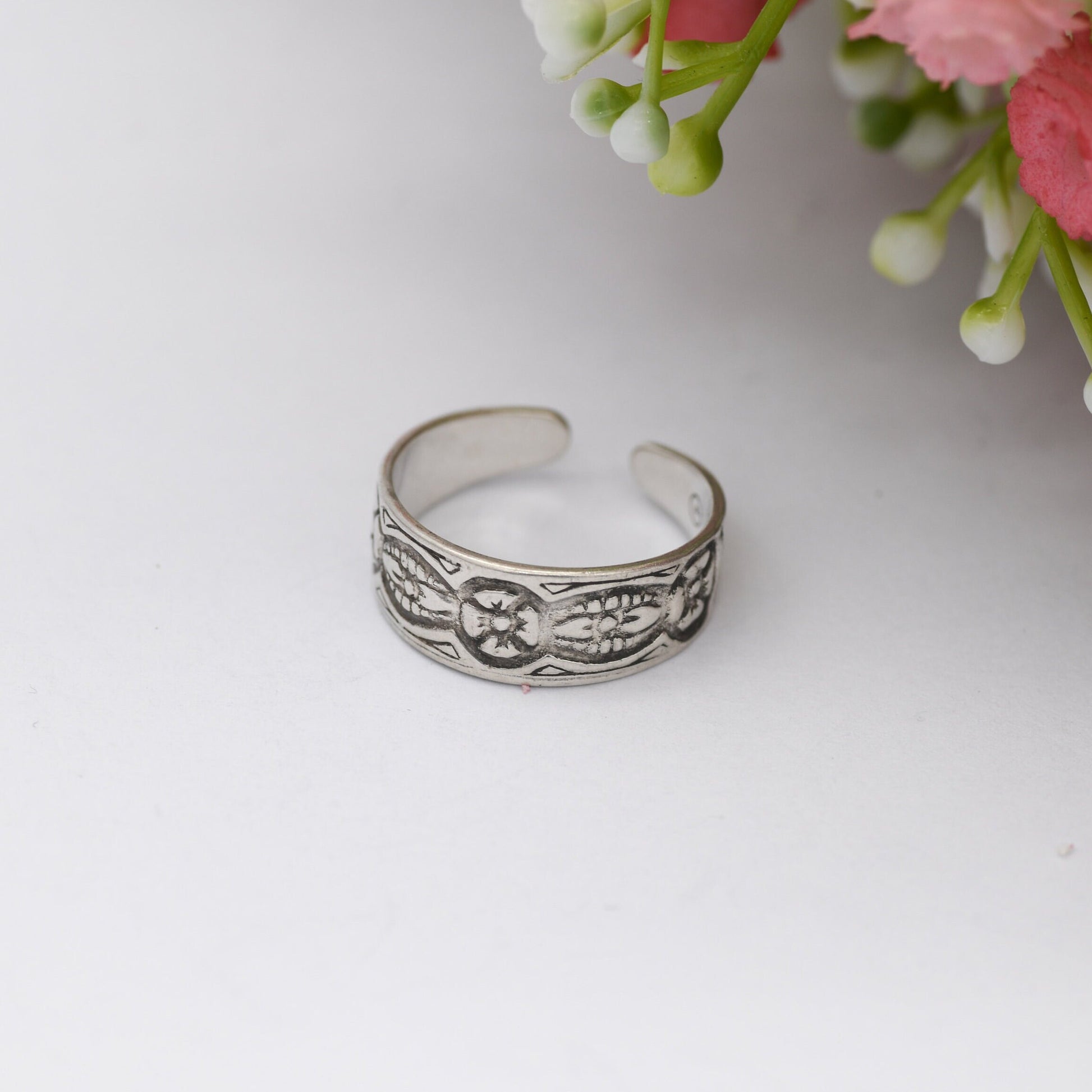 Vintage Sterling Silver Open Band Flower Ring - Adjustable Toe Midi Ring | UK Size - J 1/2 | US Size - 5