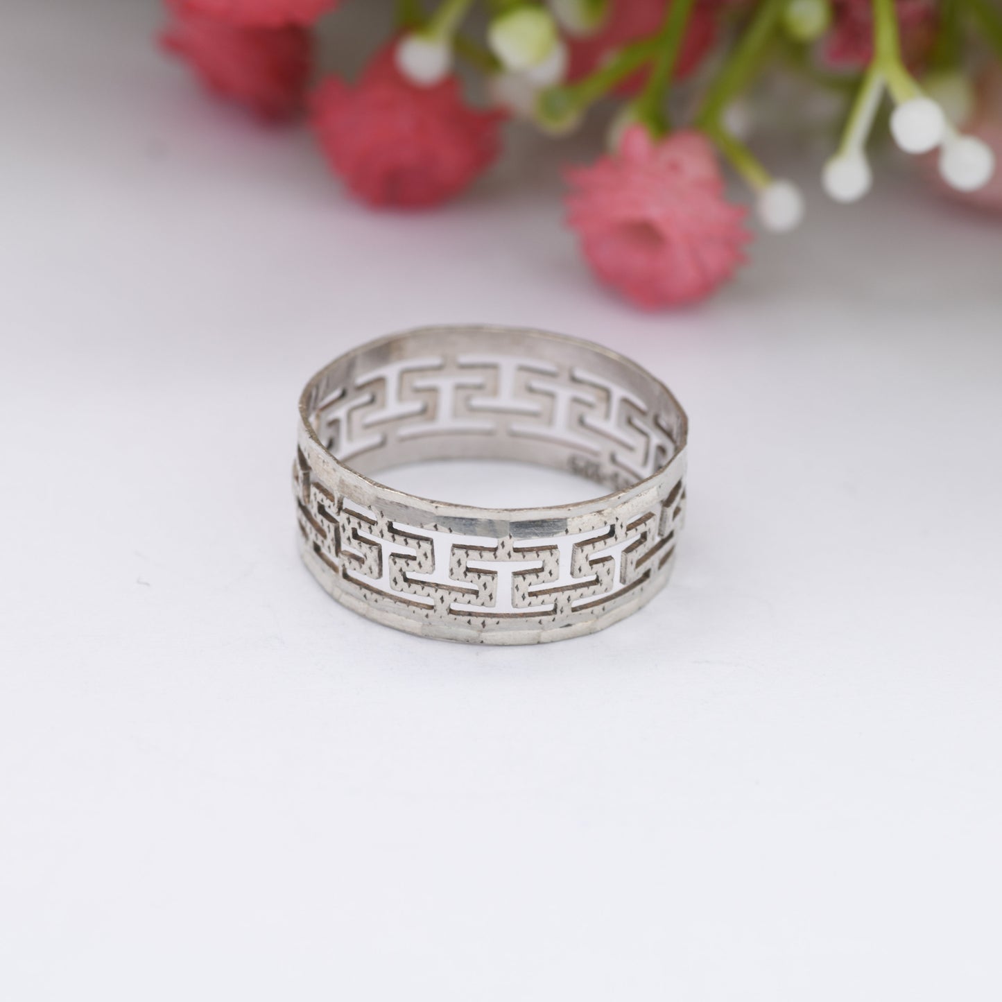 Vintage Sterling Silver Greek Key Band Ring - Openwork Meander Band | Chunky Minimal Unisex Silver | UK Size - R | US Size - 8 1/2